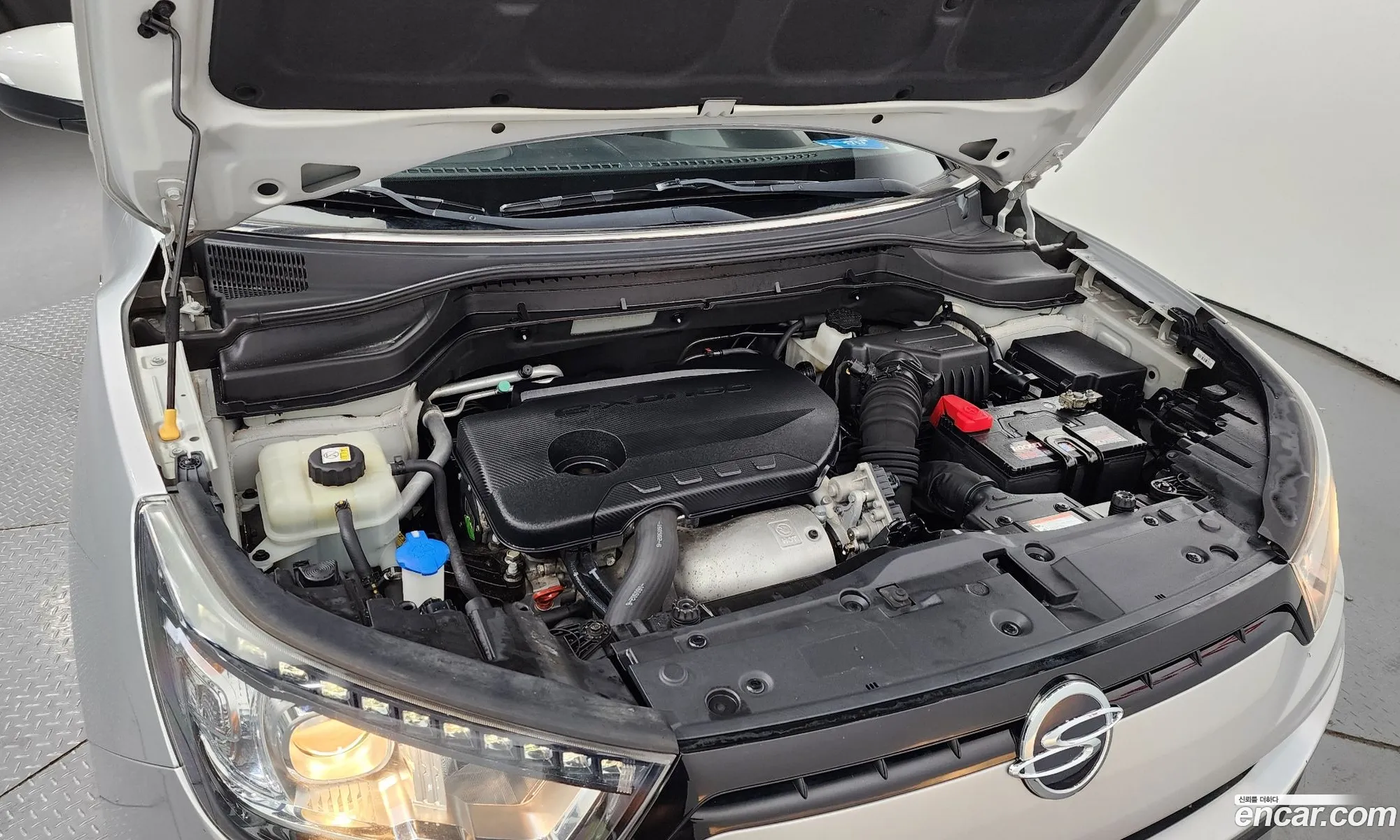 Ssangyong Tivoli Tivoli Diesel Ix 4Wd 2016 - фотография 18672976