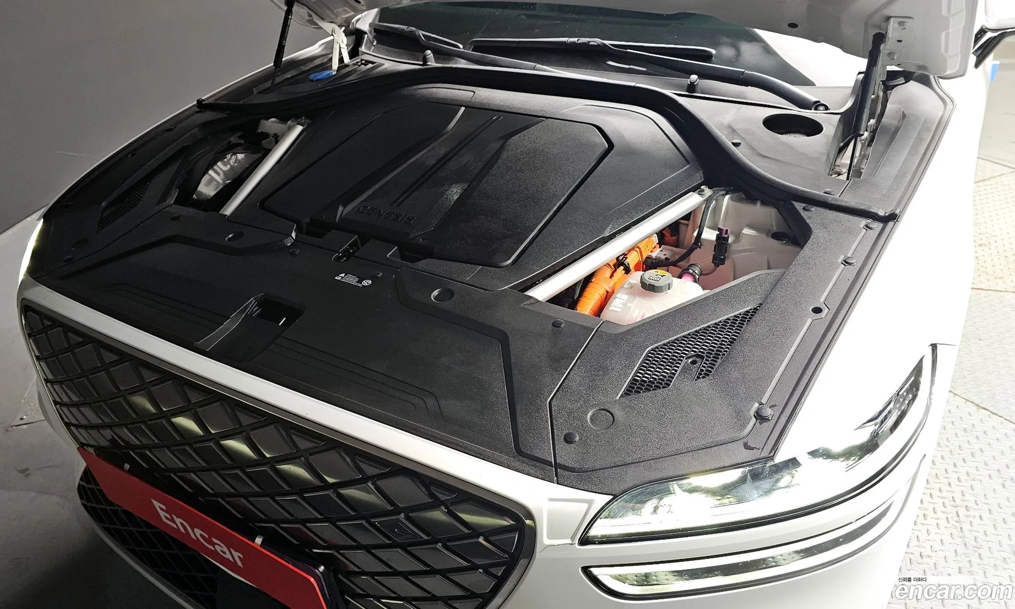 Genesis Gv70 I E-Awd 2022 - фотография 17194068