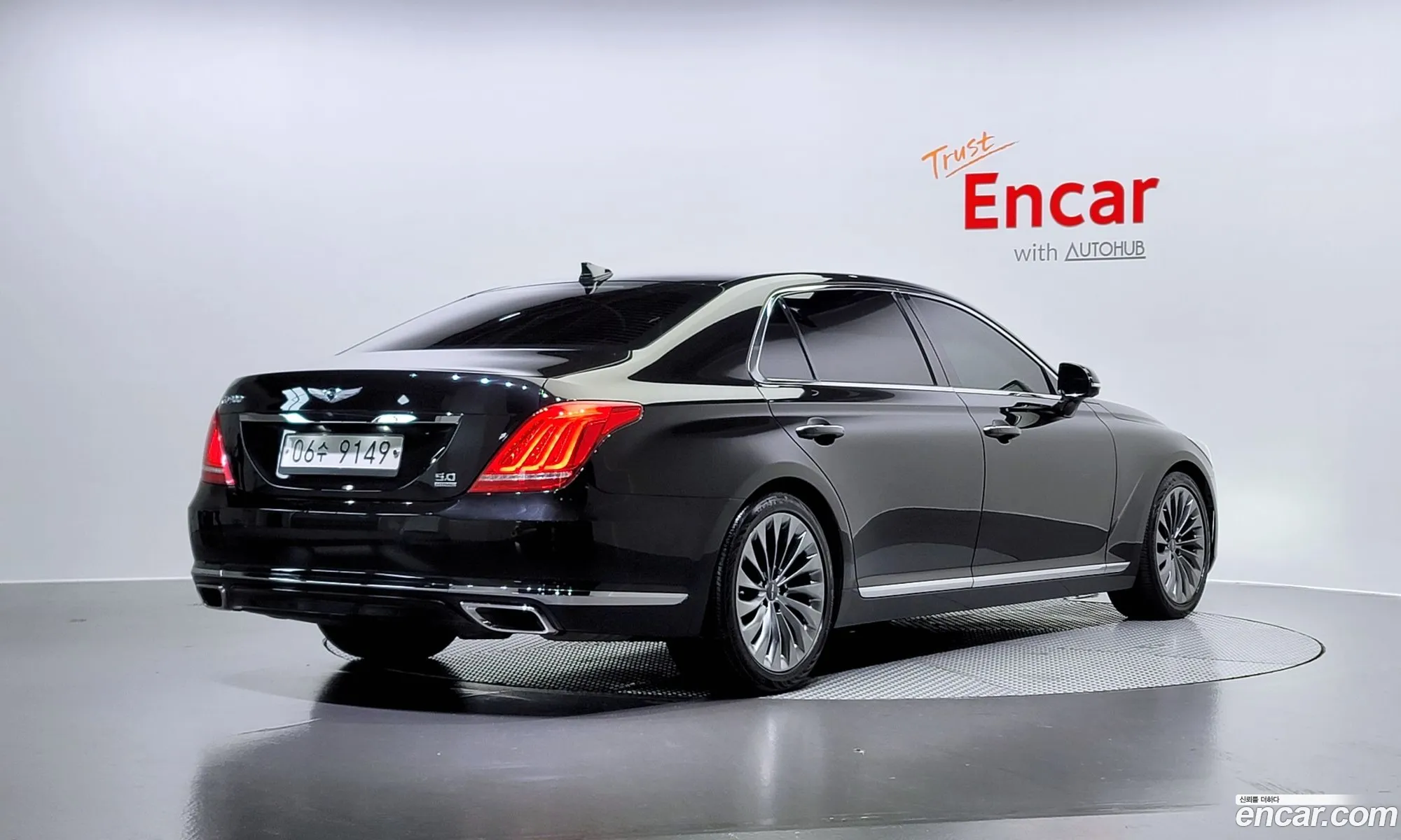 Genesis G90 I 50 Gdi Awd 2018 - фотография 14305597