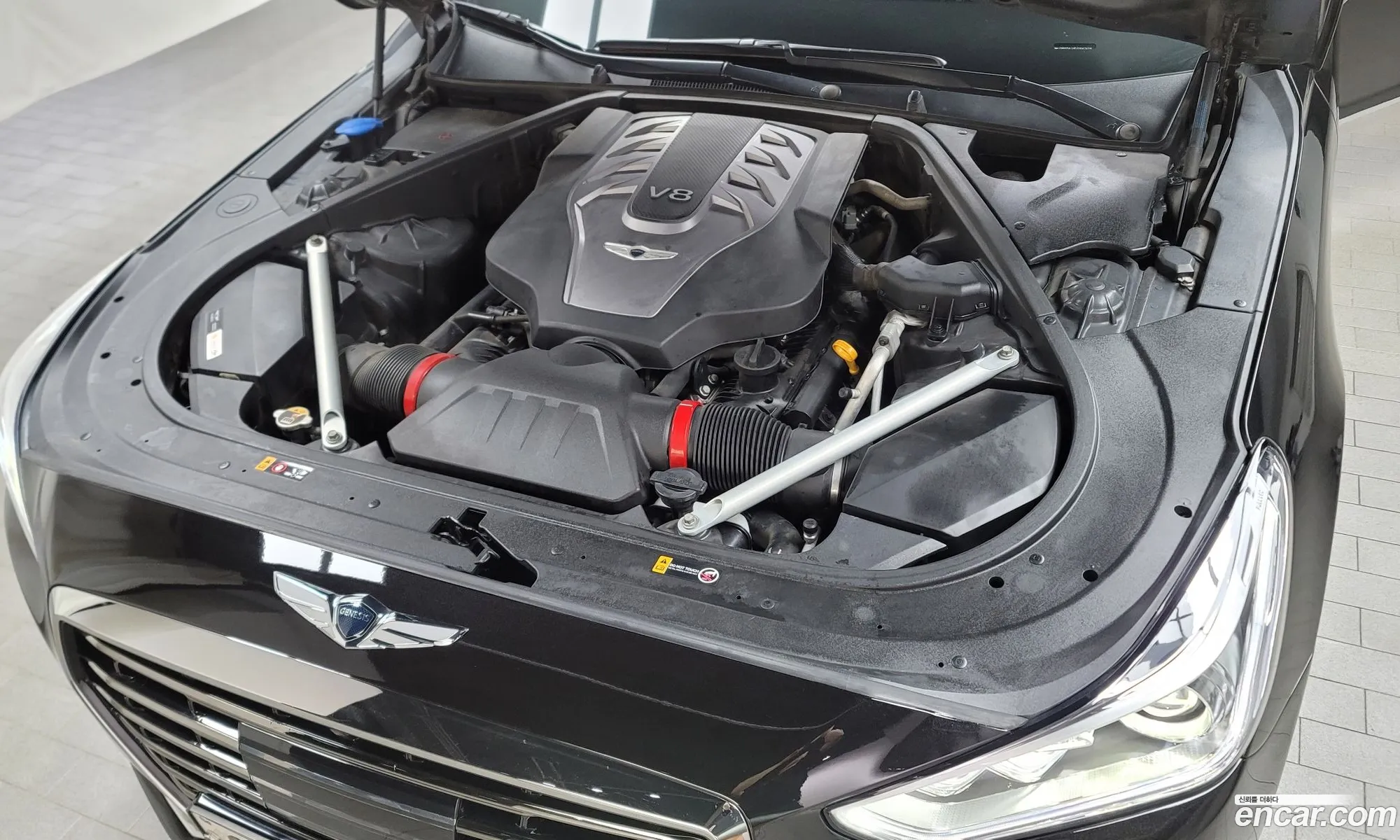Genesis G90 I 50 Gdi Awd 2018 - фотография 14305601
