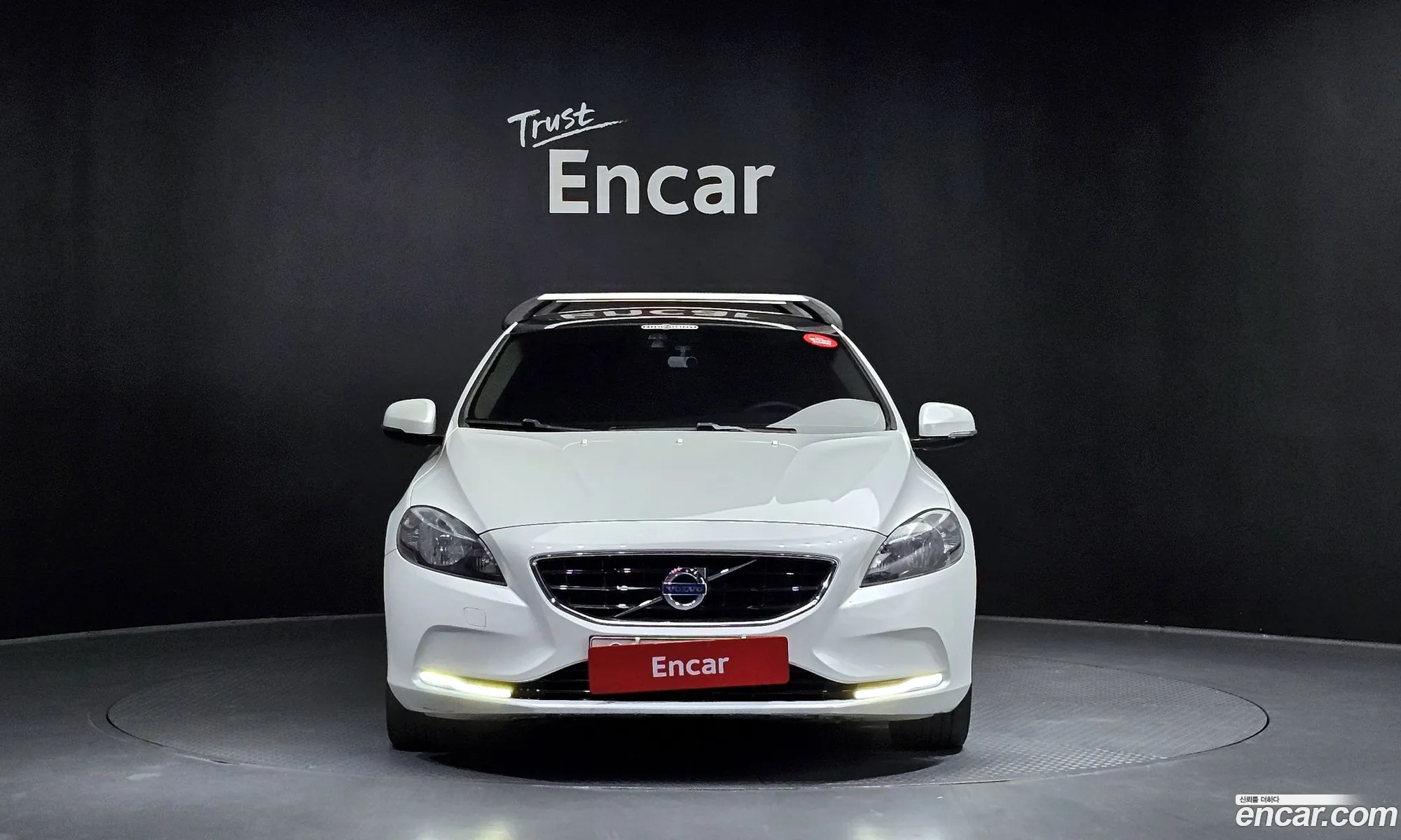Volvo V40 D2 2Nd Generation - фотография 14715652