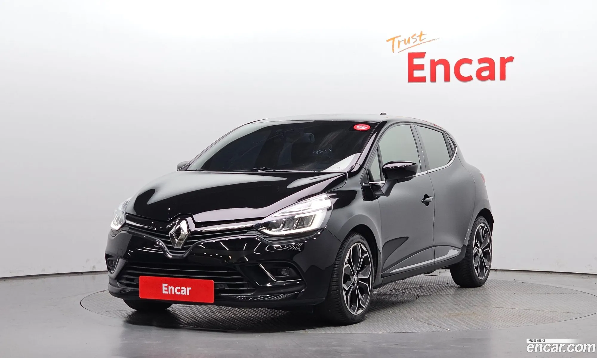 Renault Samsung Clio Intense 2018 - фотография 4609438