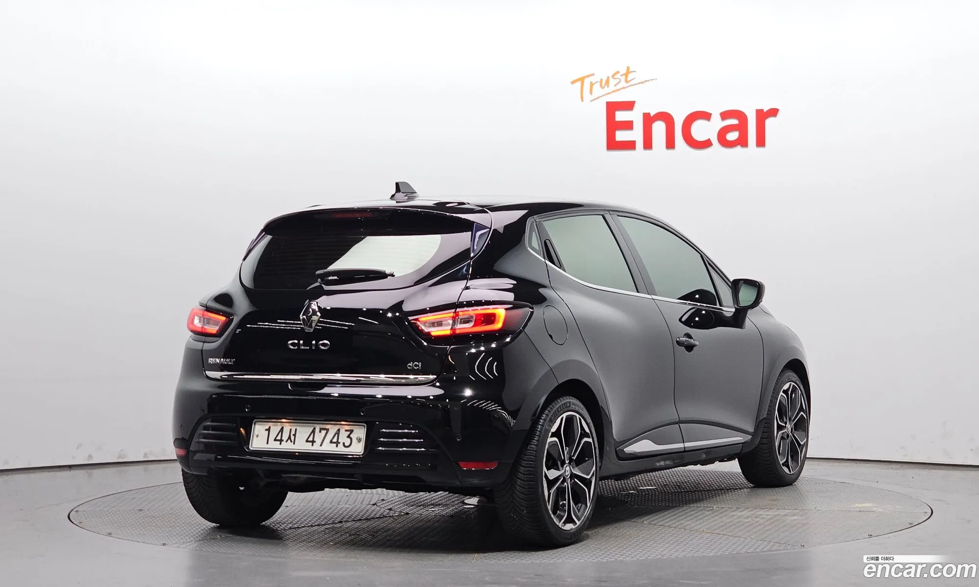 Renault Samsung Clio Intense 2018 - фотография 4609439