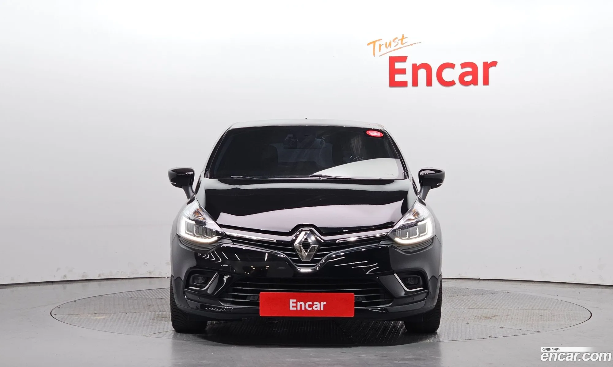 Renault Samsung Clio Intense 2018 - фотография 4609440