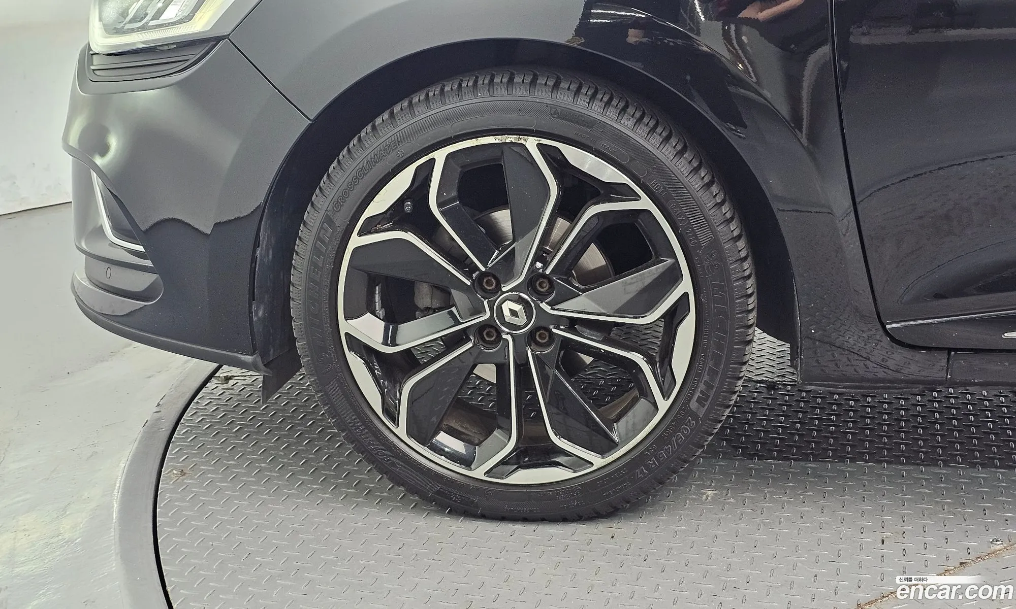 Renault Samsung Clio Intense 2018 - фотография 4609442