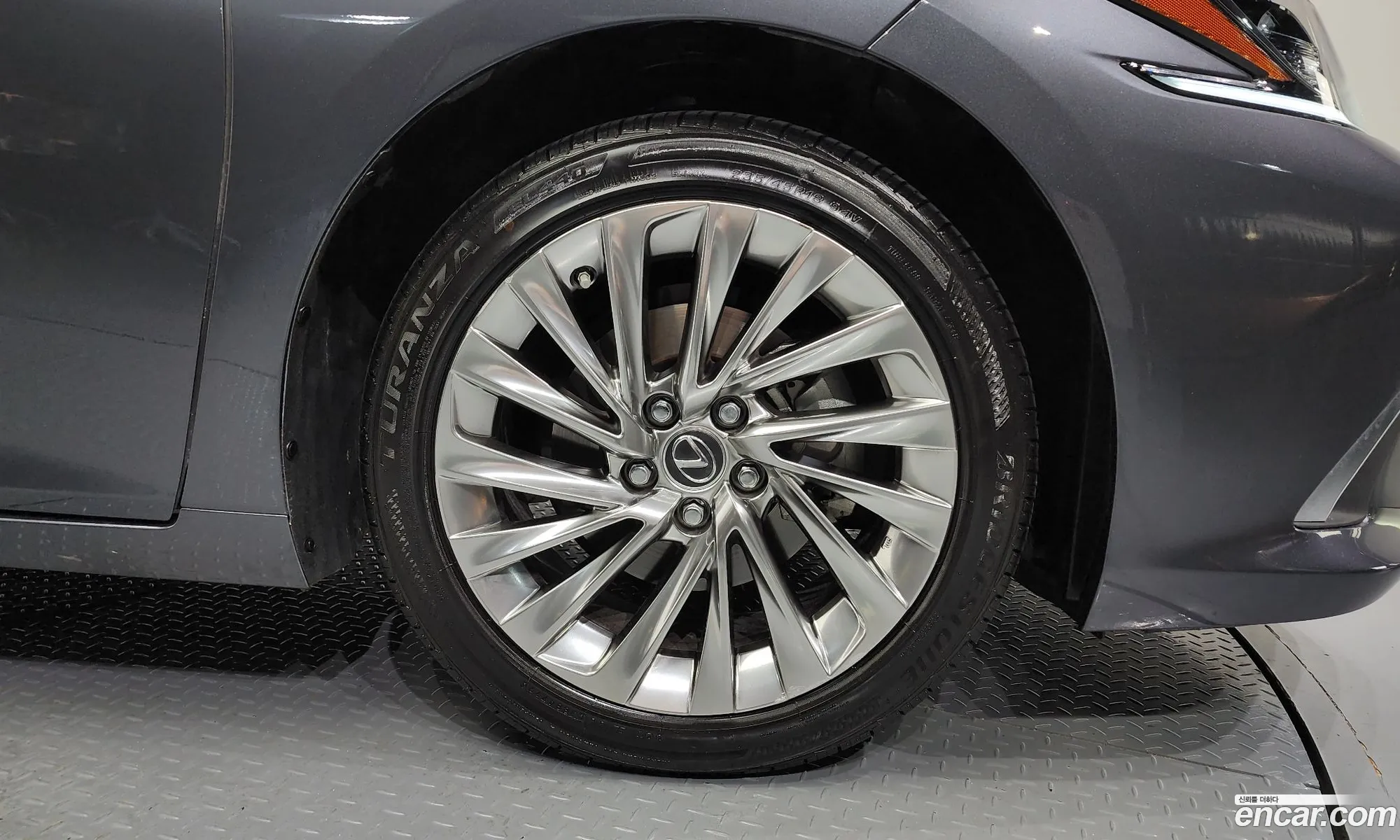 Lexus Es Luxury Plus 2023 - фотография 3738516