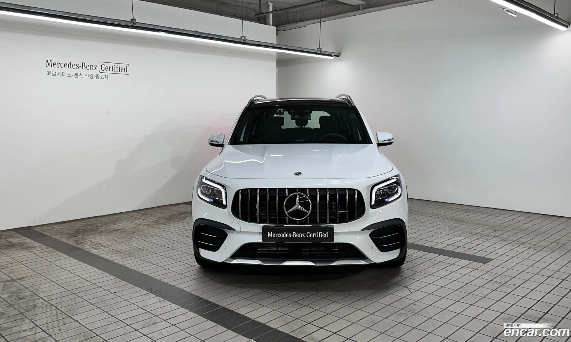 Mercedes-Benz Glb Amg Glb35 4Matic 2023 - фотография 18901558