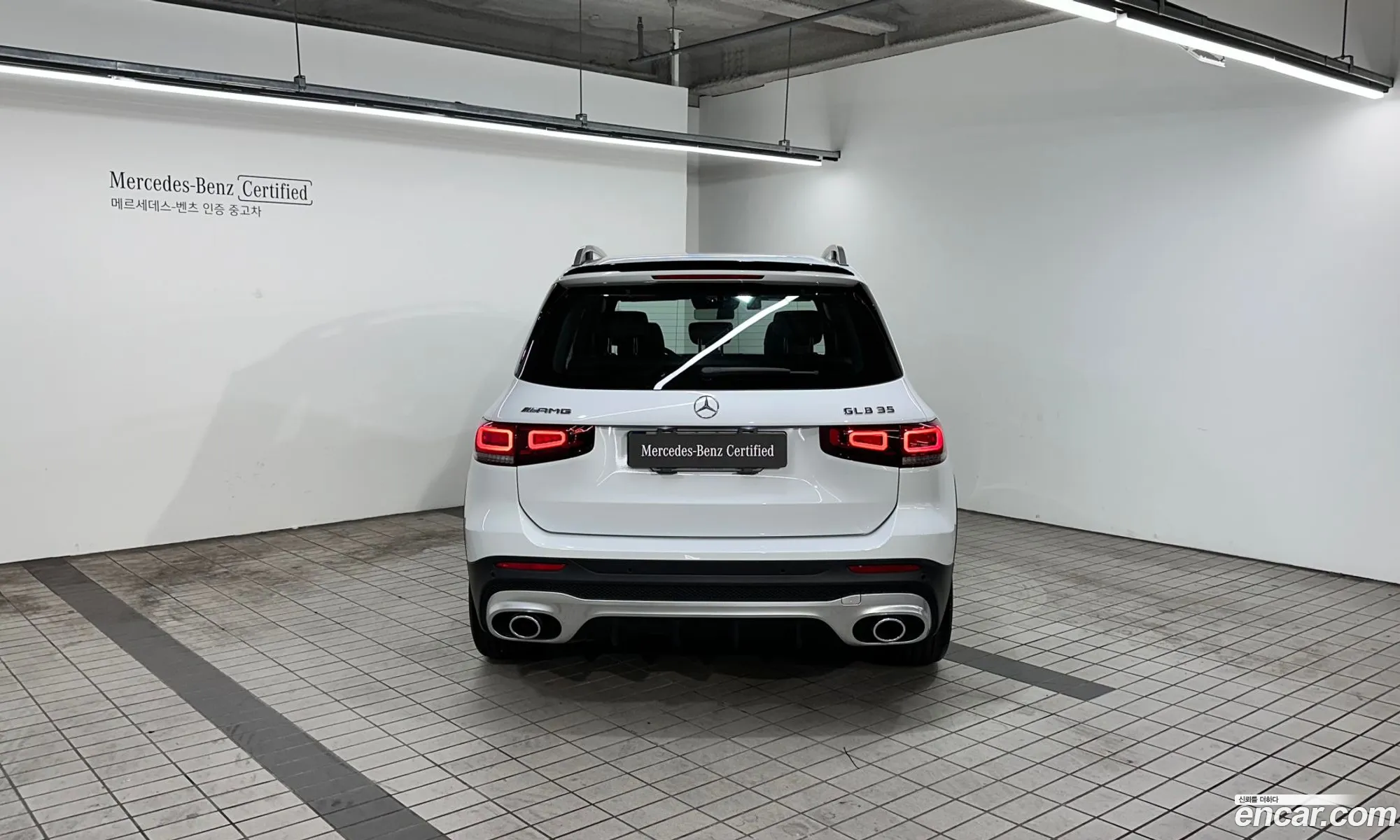 Mercedes-Benz Glb Amg Glb35 4Matic 2023 - фотография 18901559