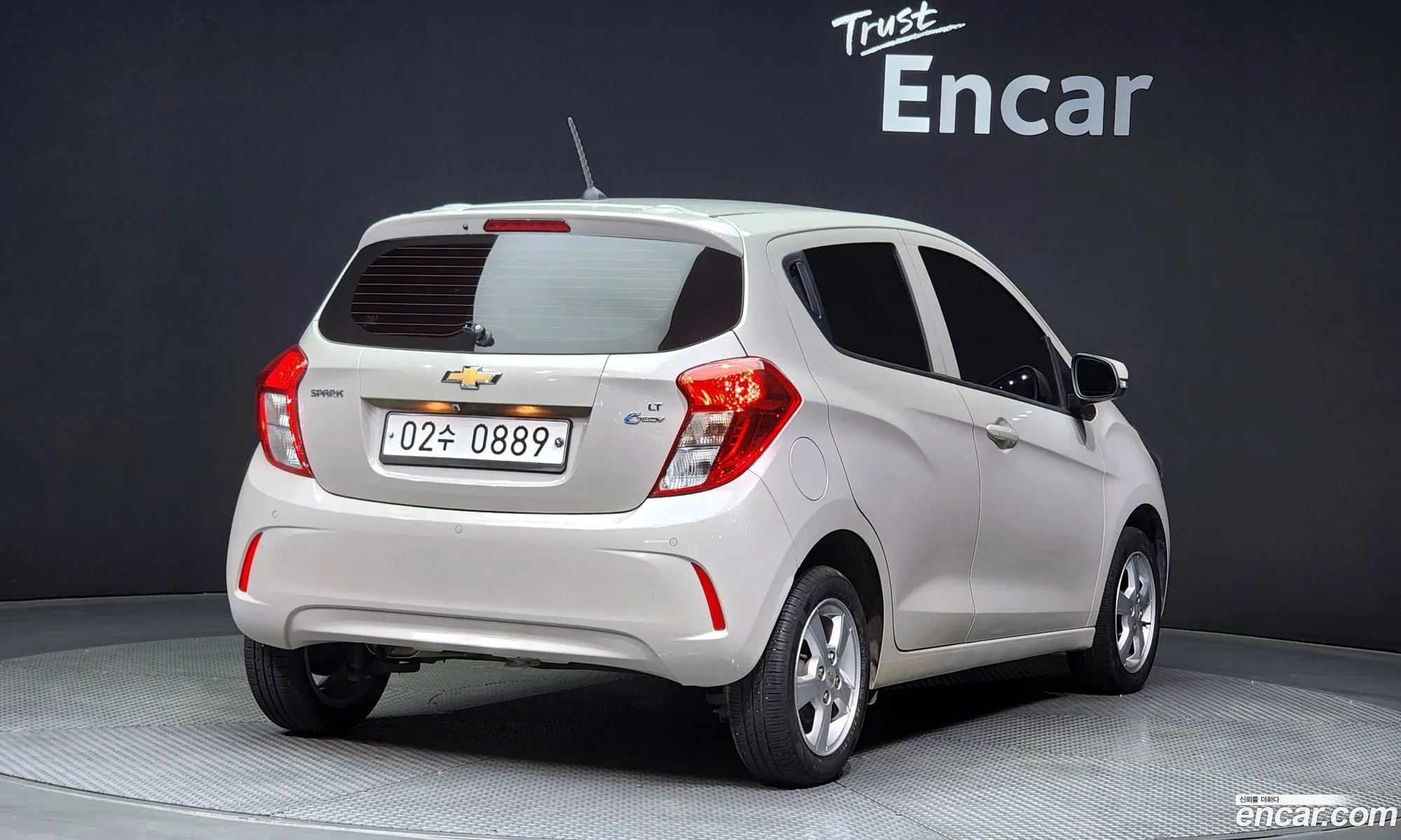 Chevrolet Spark Lt 2016 - фотография 7151654