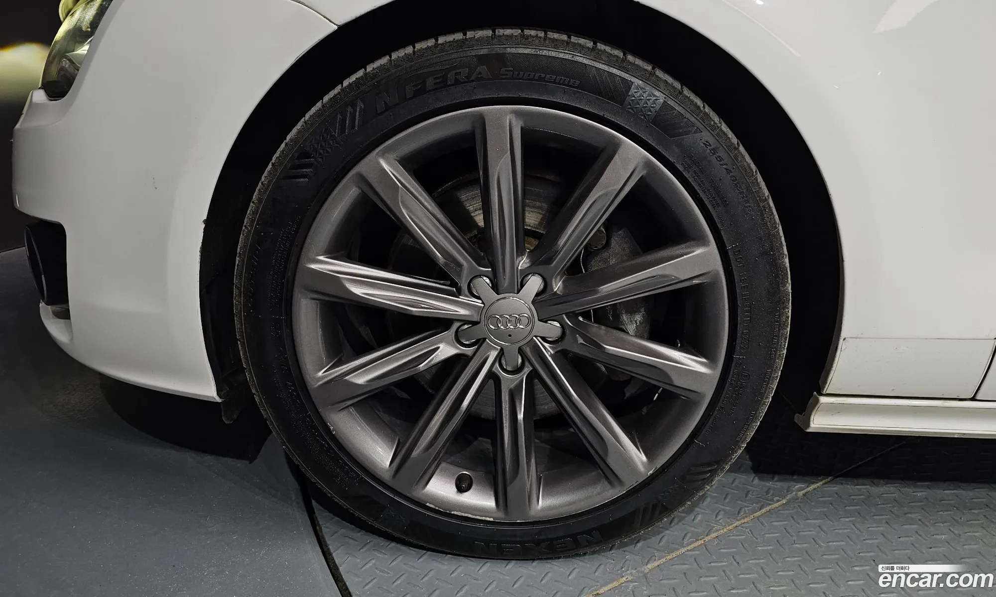 Audi A7 I 4G 30 Tdi Quattro Dynamic 2014 - фотография 3496