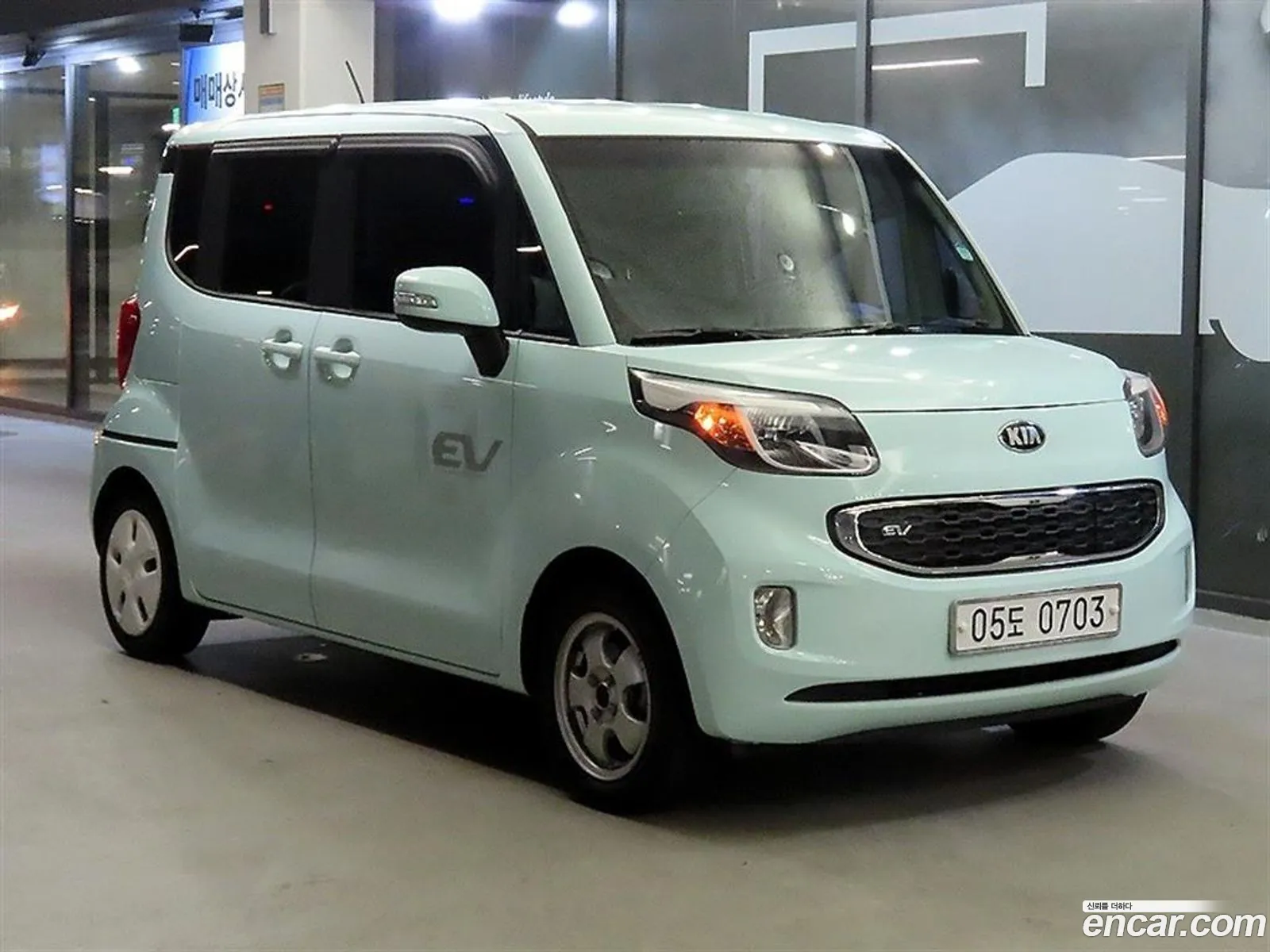 Kia Ray Ev 2014 - фотография 11921886