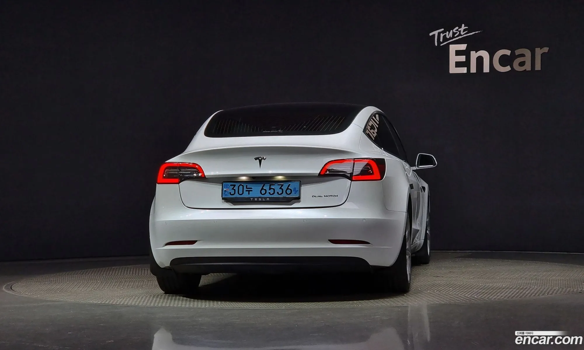 Tesla Model 3 I Long Range 2020 - фотография 3723025