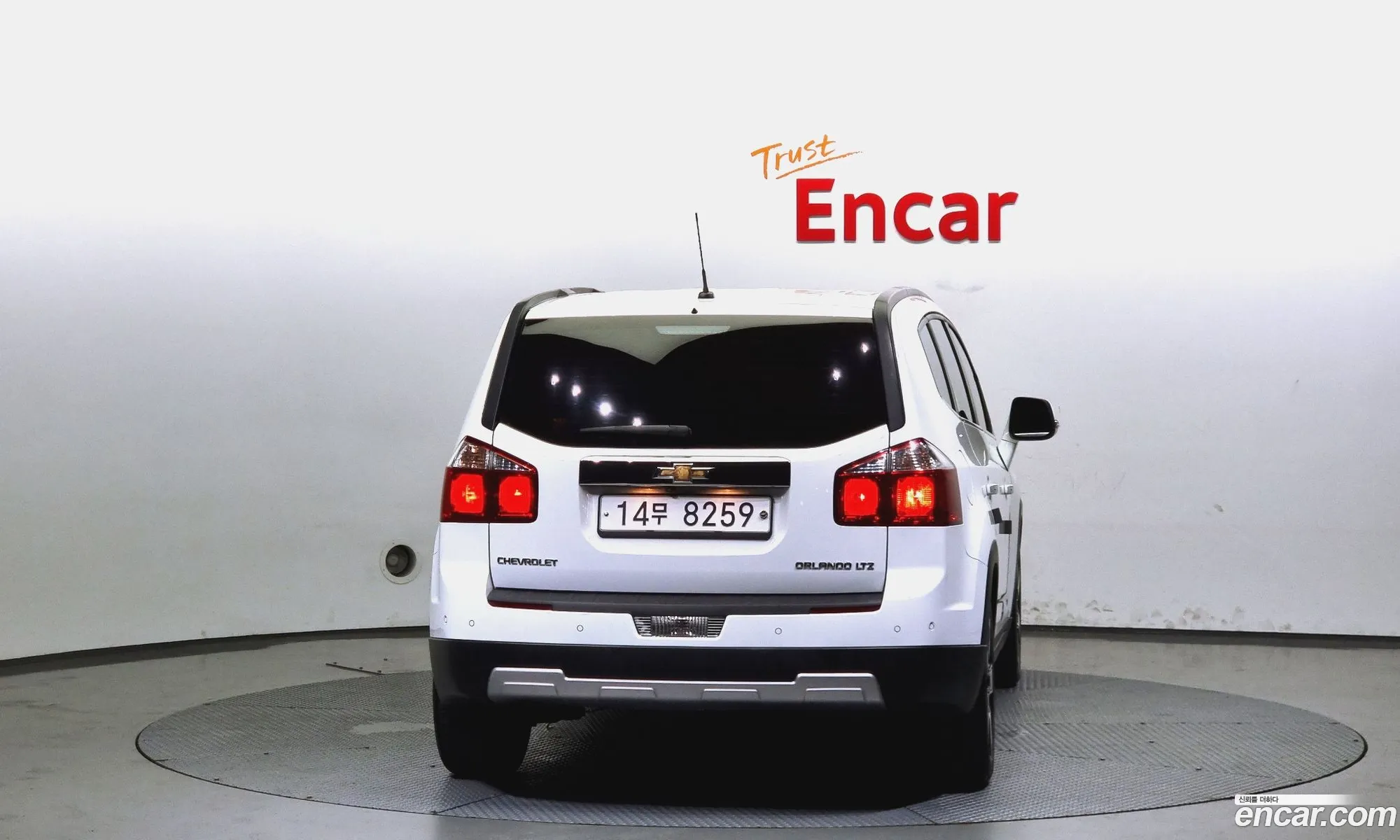 Chevrolet Orlando 20 Diesel Ltz 2014 - фотография 8126338