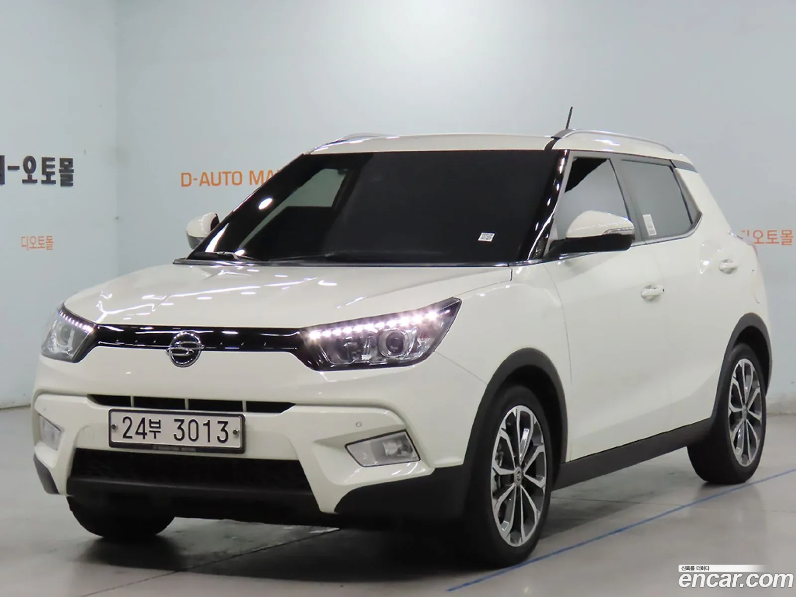 Ssangyong Tivoli Tivoli Lx 2Wd 2017 - фотография 7771610