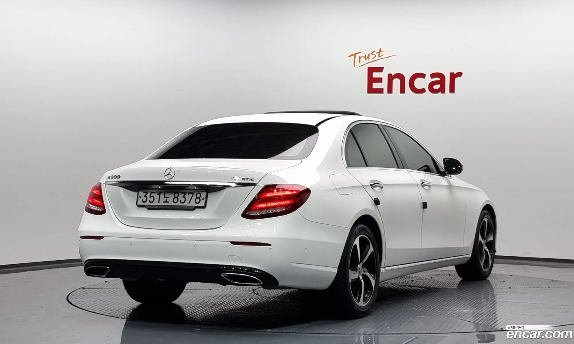 Mercedes E-Class W213 E250 Avantgarde - фотография 18806617