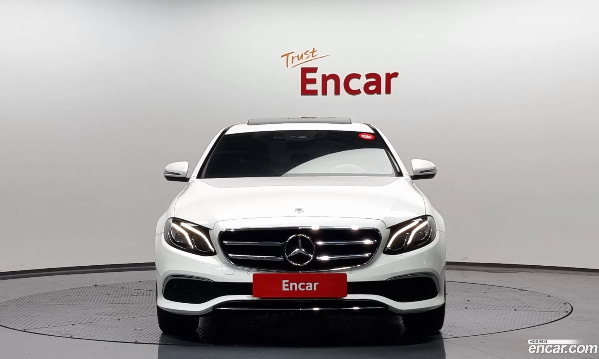 Mercedes E-Class W213 E250 Avantgarde - фотография 18806618