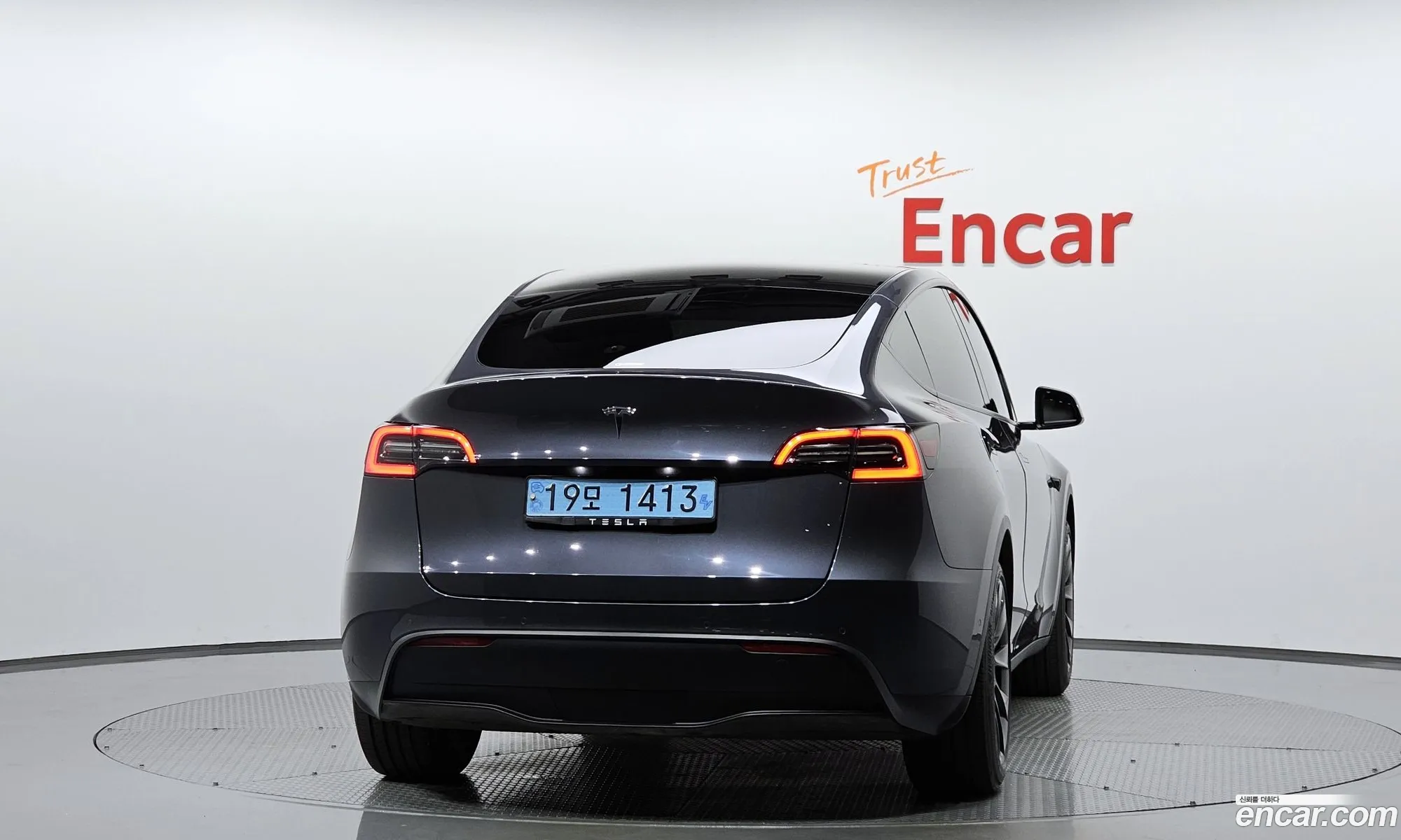 Tesla Model Y I Standard Range 2021 - фотография 3723061