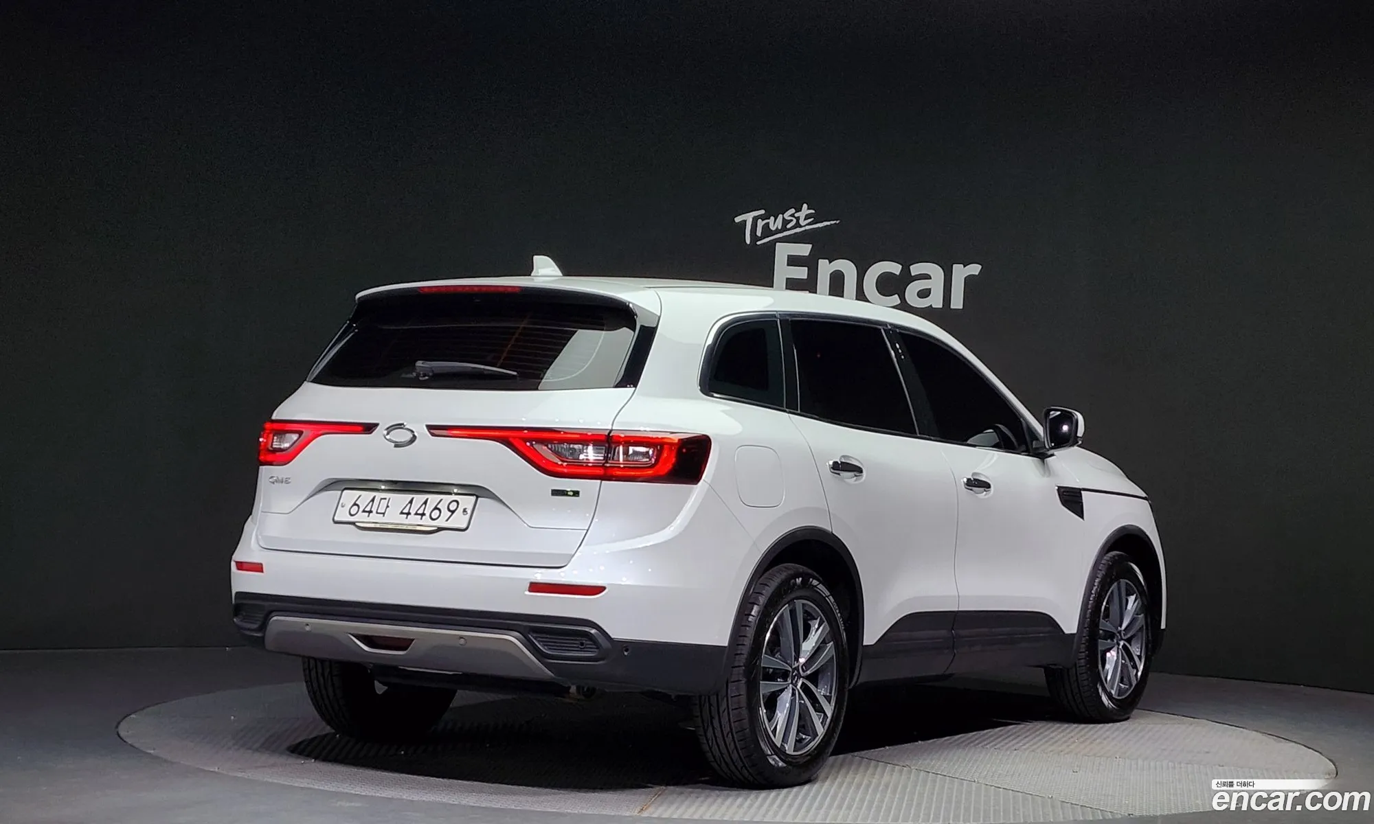 Renault Samsung Qm6 20 Lpe Le 2Wd 2020 - фотография 4357828