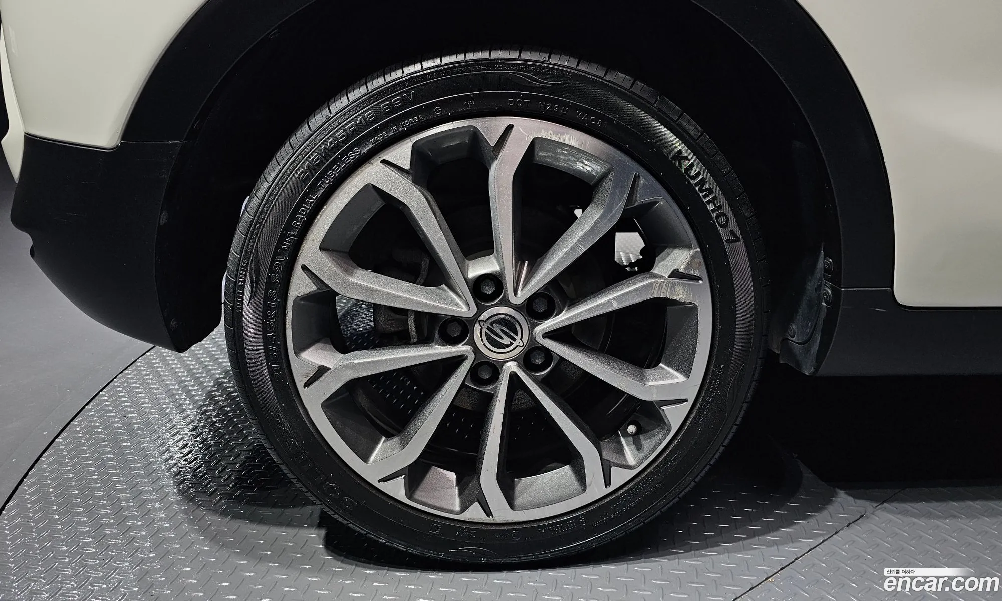 Ssangyong Tivoli Tivoli Vx 2Wd 2018 - фотография 17459740