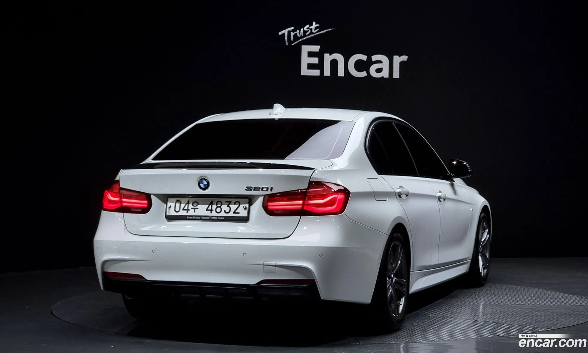 BMW 3Er 320I M Sports Shadow 2018 - фотография 16684134