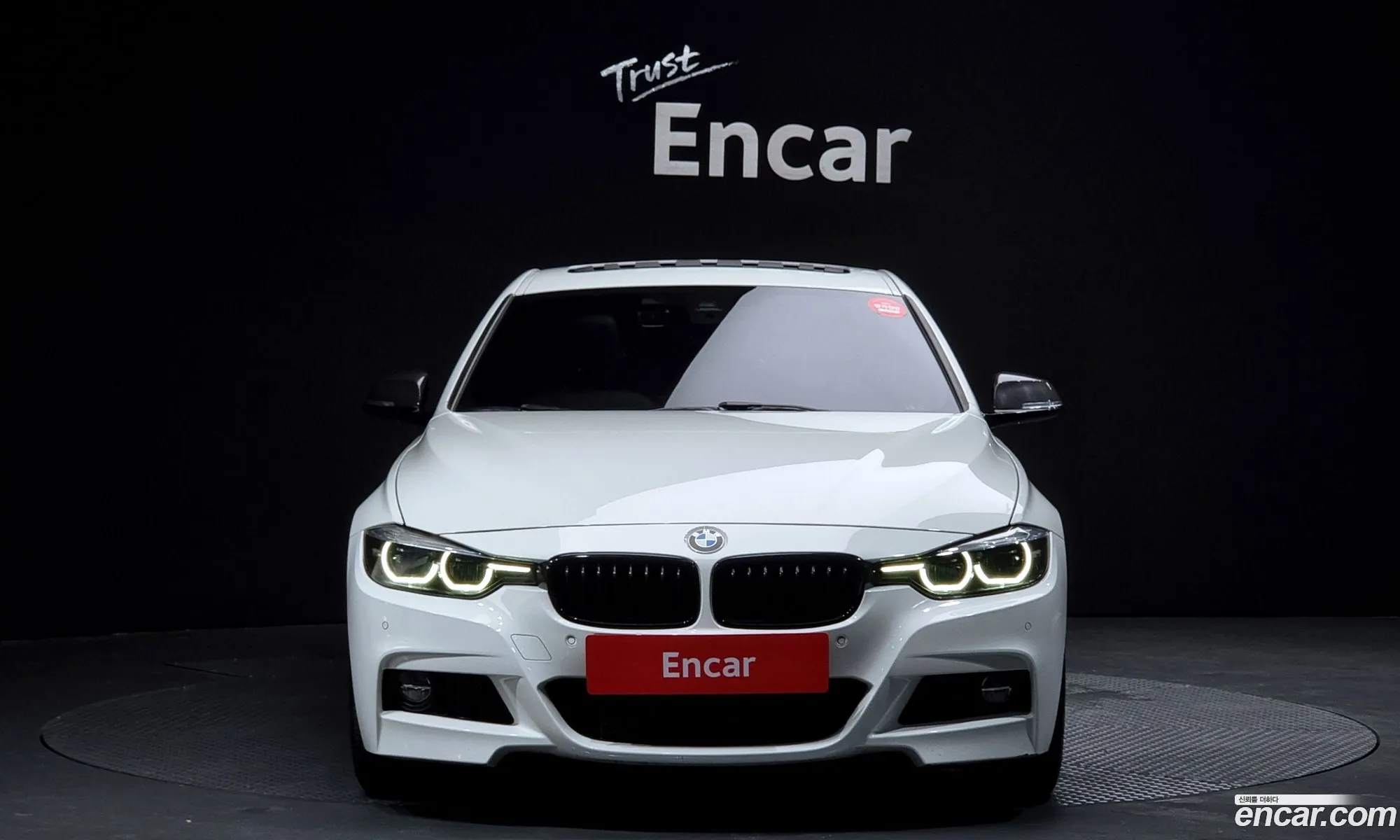 BMW 3Er 320I M Sports Shadow 2018 - фотография 16684135