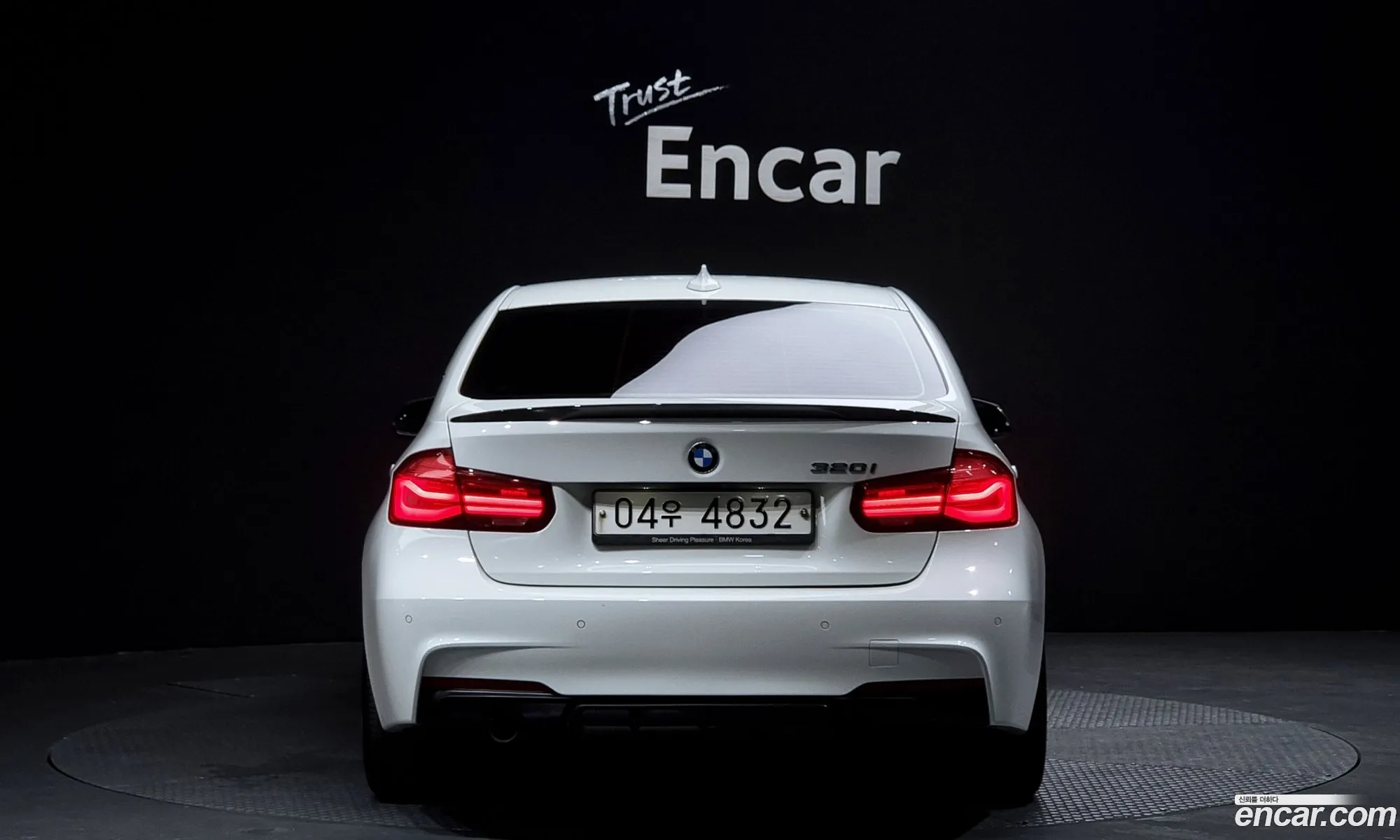 BMW 3Er 320I M Sports Shadow 2018 - фотография 16684136