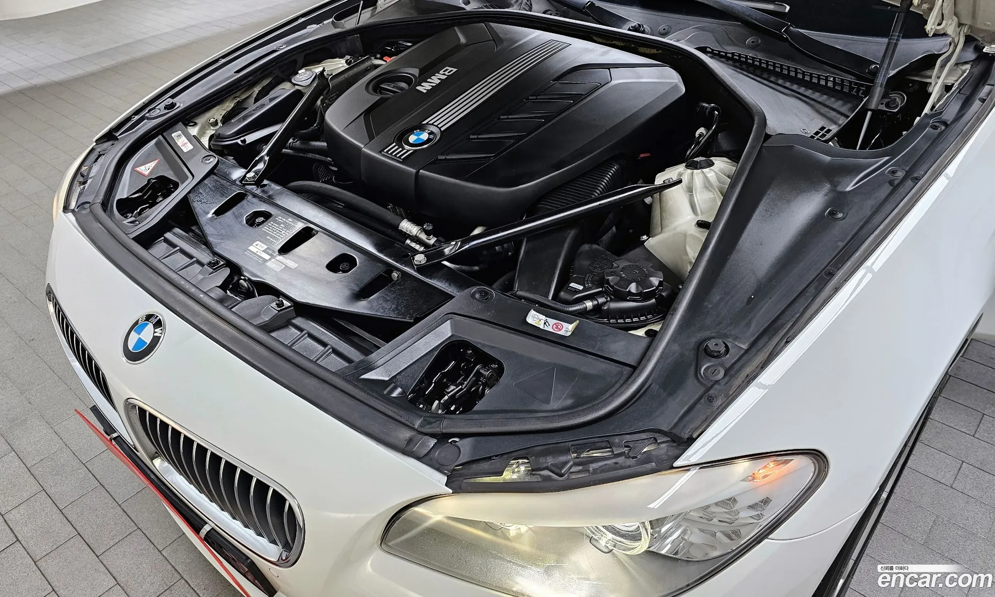 BMW 5Er Vi F10F11F07 520D 2012 - фотография 16684162