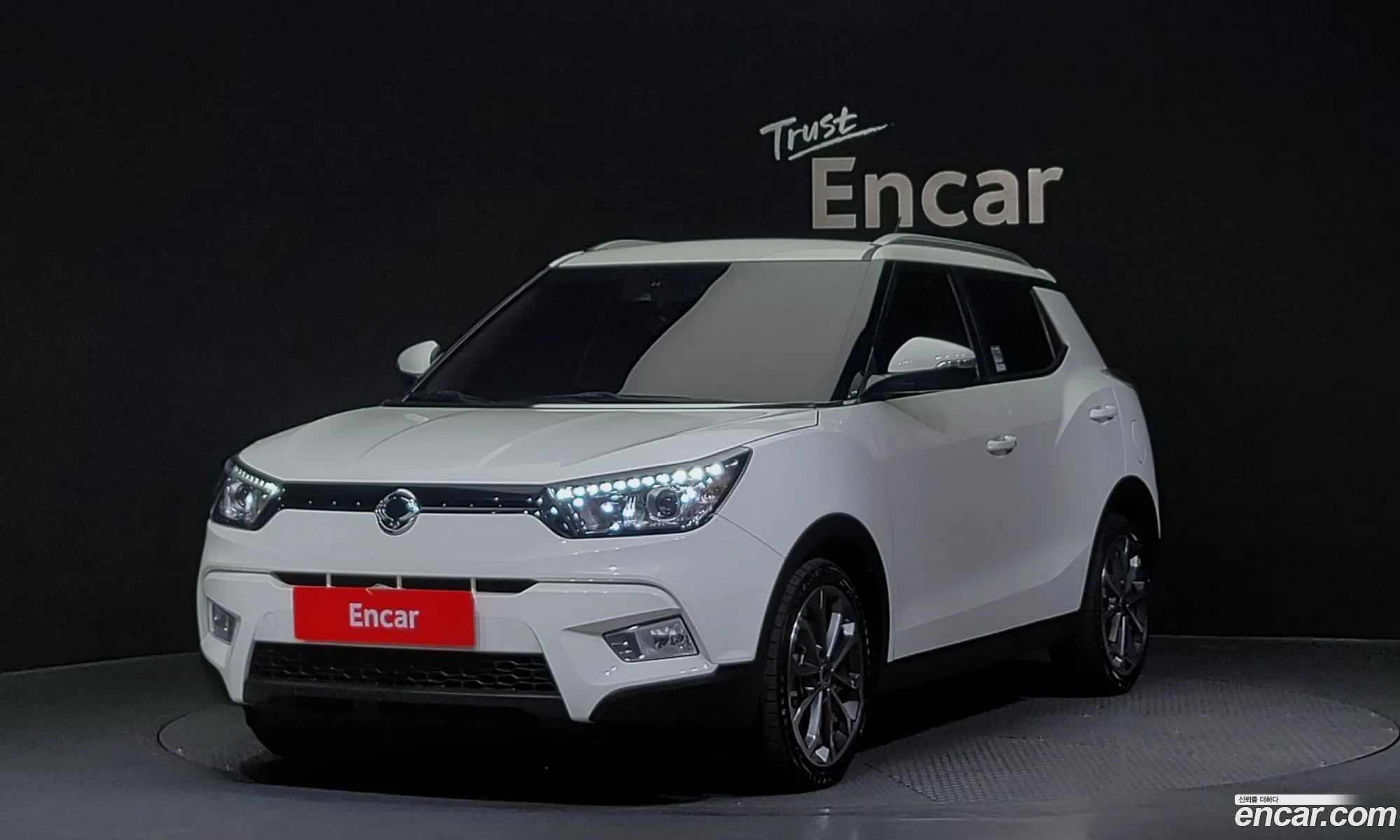 Ssangyong Tivoli Tivoli Lx 2Wd 2017 - фотография 14870447