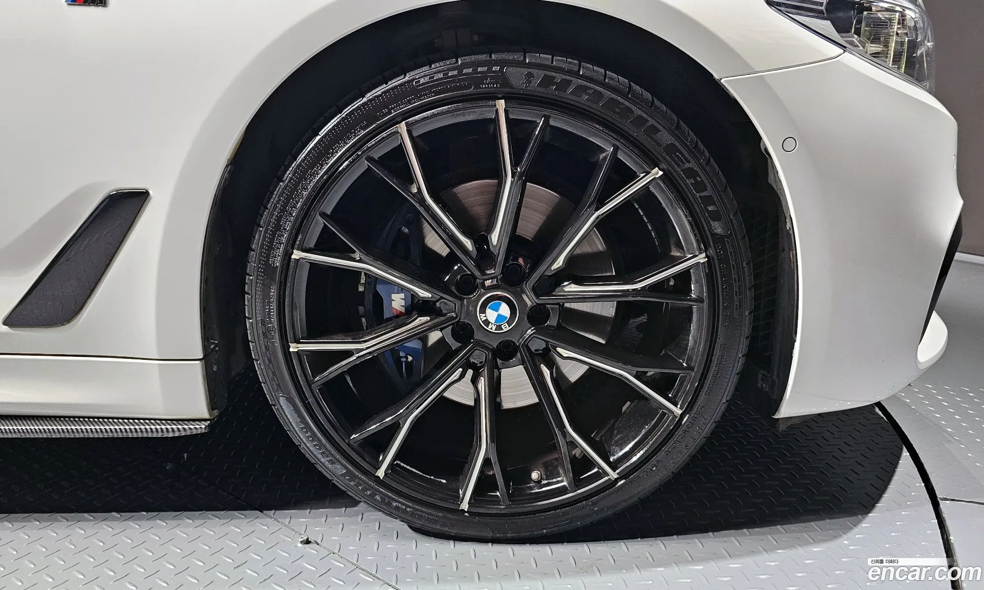 BMW 5 Series G30 530I M Sports Plus - фотография 16538901