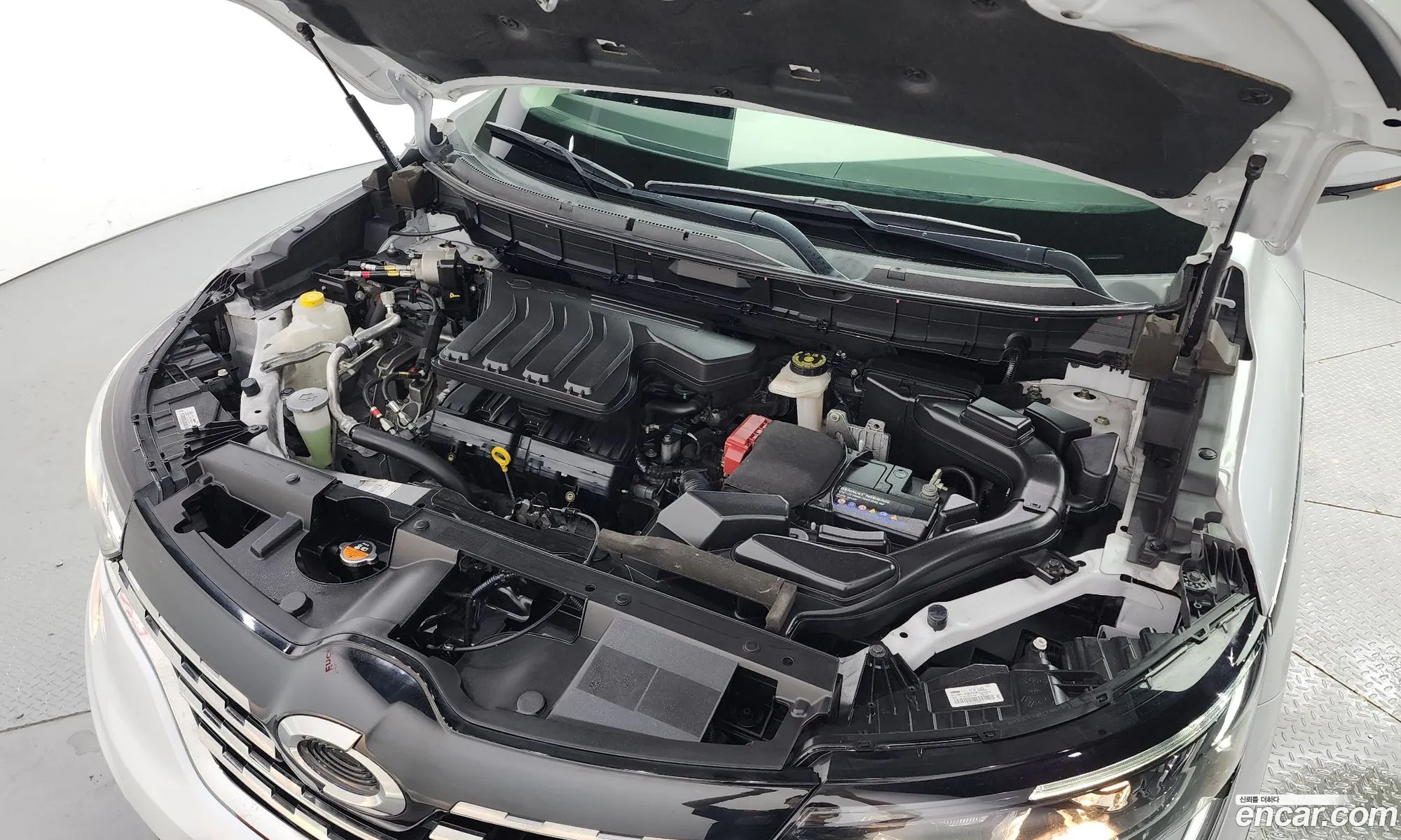 Renault Samsung Qm6 20 Lpe Se 2Wd 2020 - фотография 4923002