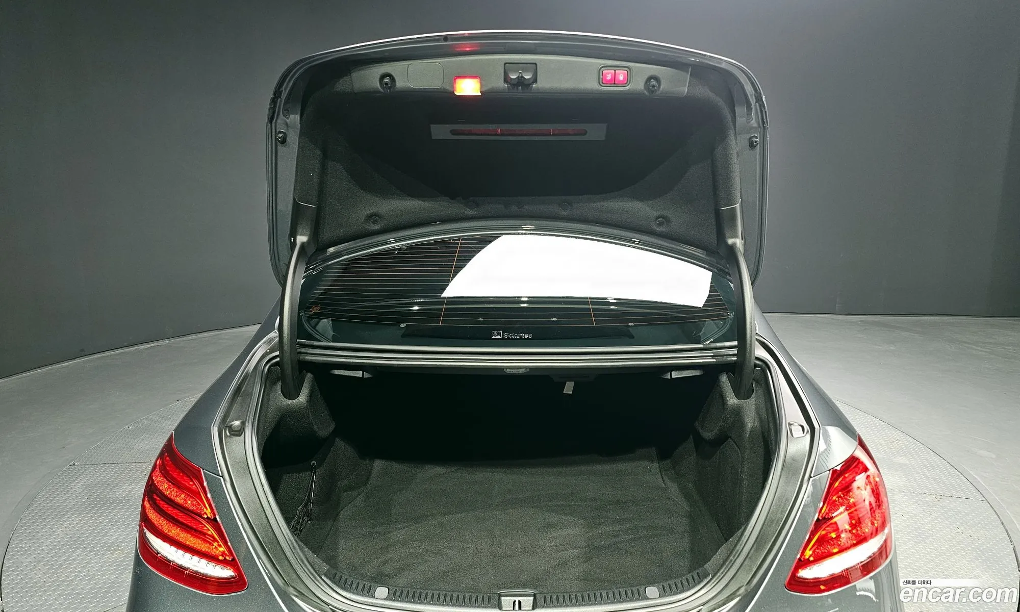 E-Class W213E300 Avantgarde Intelligent Drive - фотография 1131413