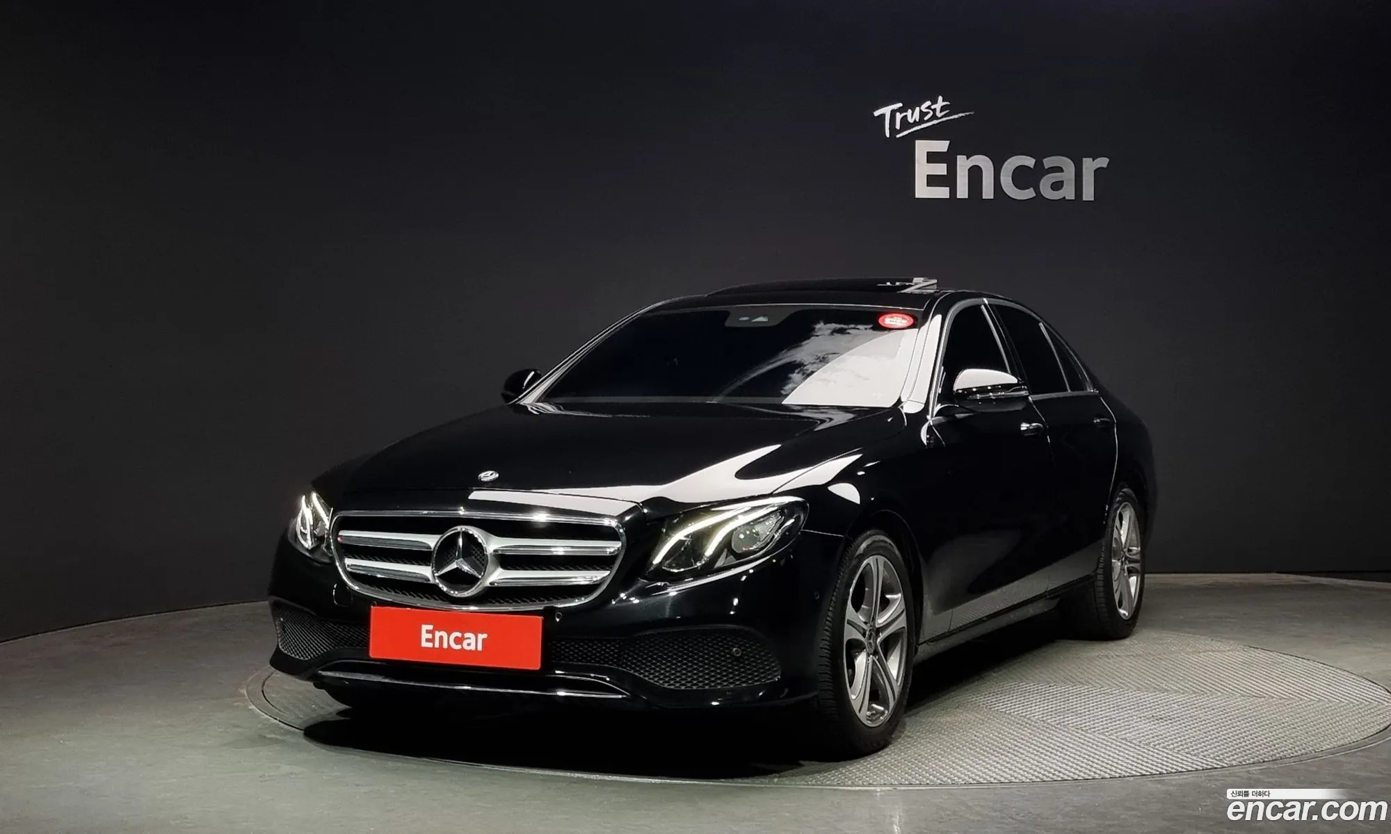 Mercedes-Benz E-Klasse V W213 S213 C238 E300 Avantgarde 2019 - фотография 11235973