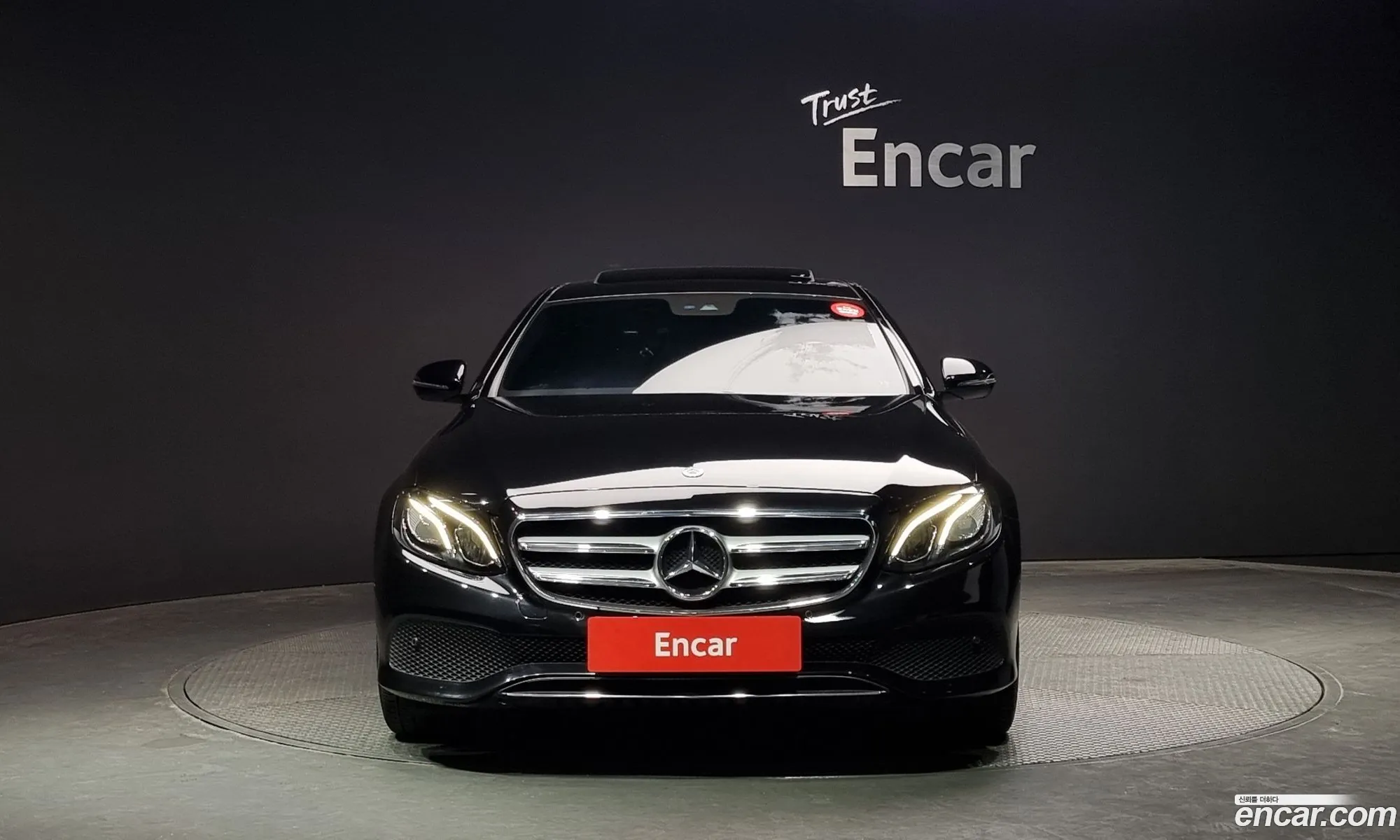 Mercedes-Benz E-Klasse V W213 S213 C238 E300 Avantgarde 2019 - фотография 11235975