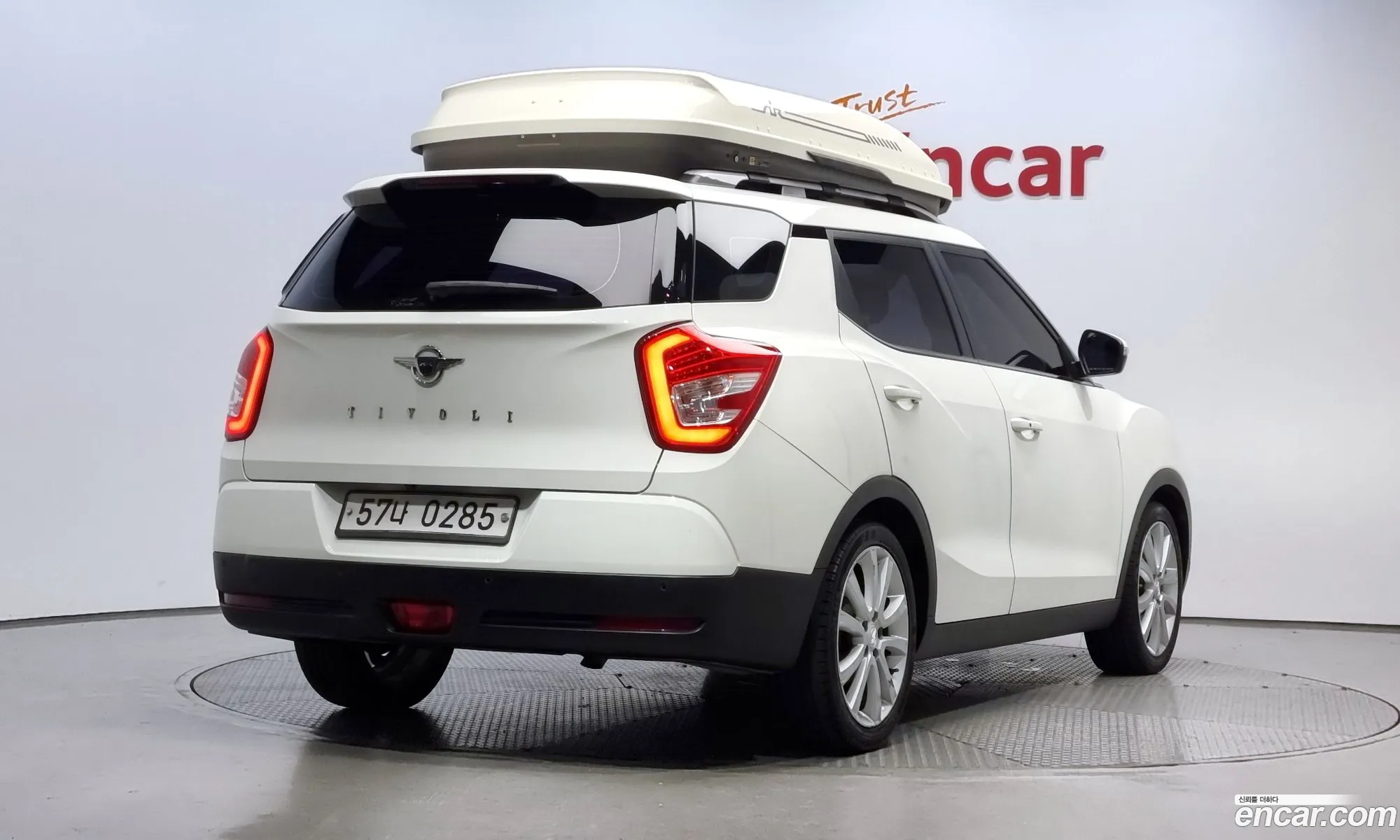 Ssangyong Tivoli Tivoli Diesel Ix 2Wd 2016 - фотография 15180929