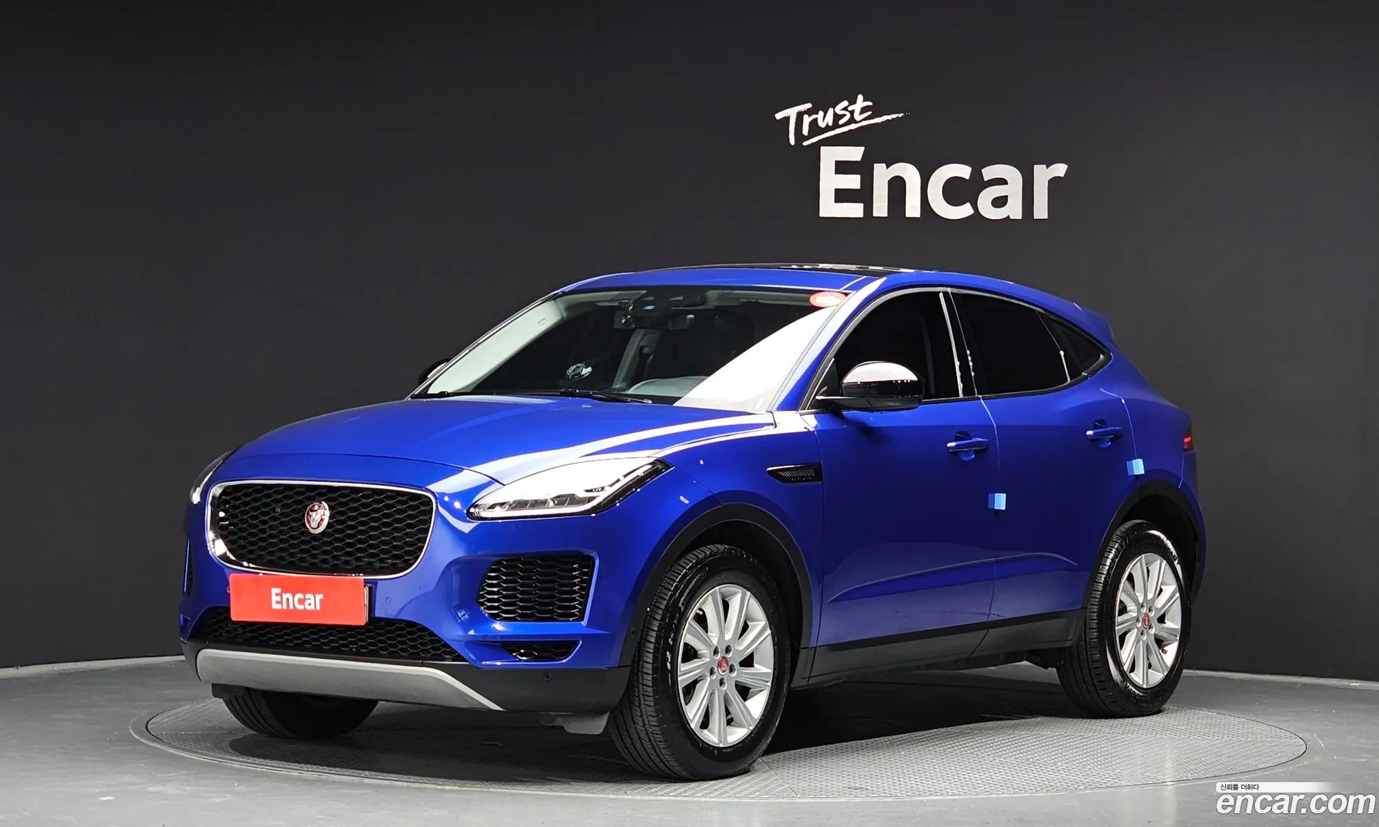 Jaguar E-Pace P250 S - фотография 3739639