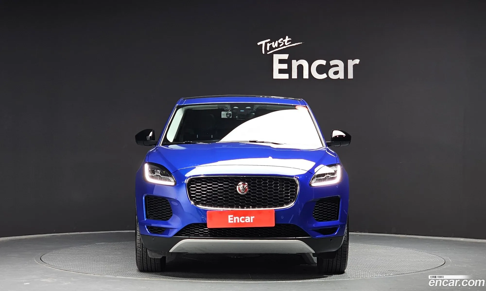 Jaguar E-Pace P250 S - фотография 3739641