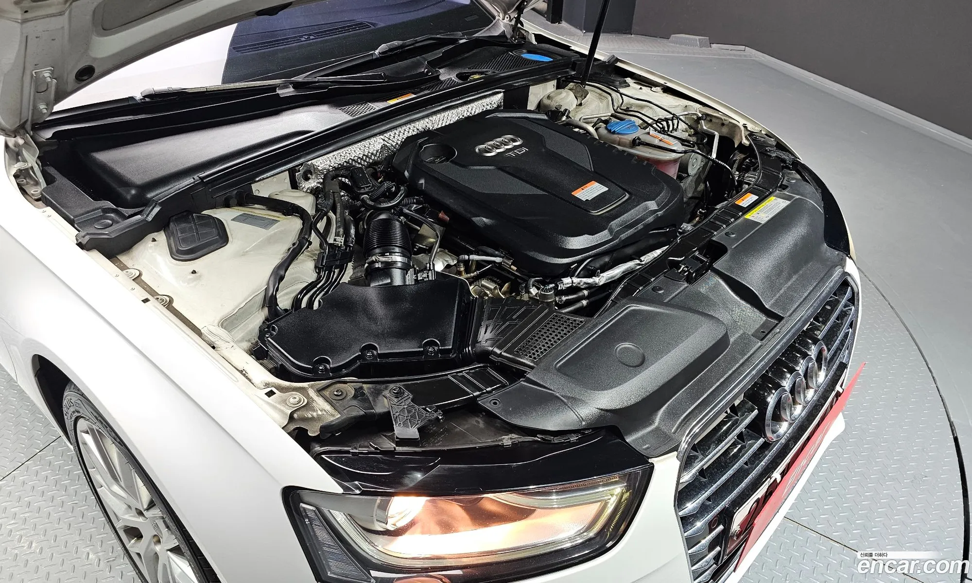 Audi A4 V B9 30 Tdi Dynamic 2016 - фотография 28119