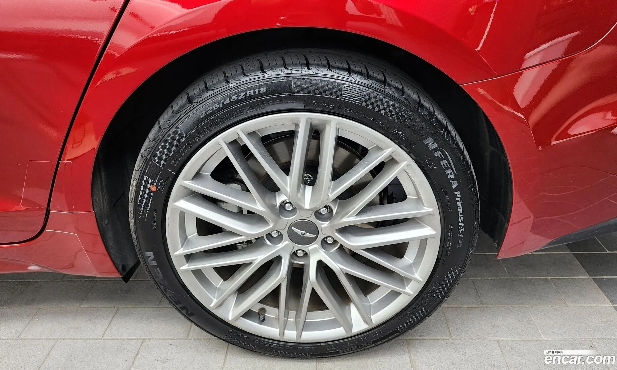 Genesis G70 I 20T 2019 - фотография 17958490