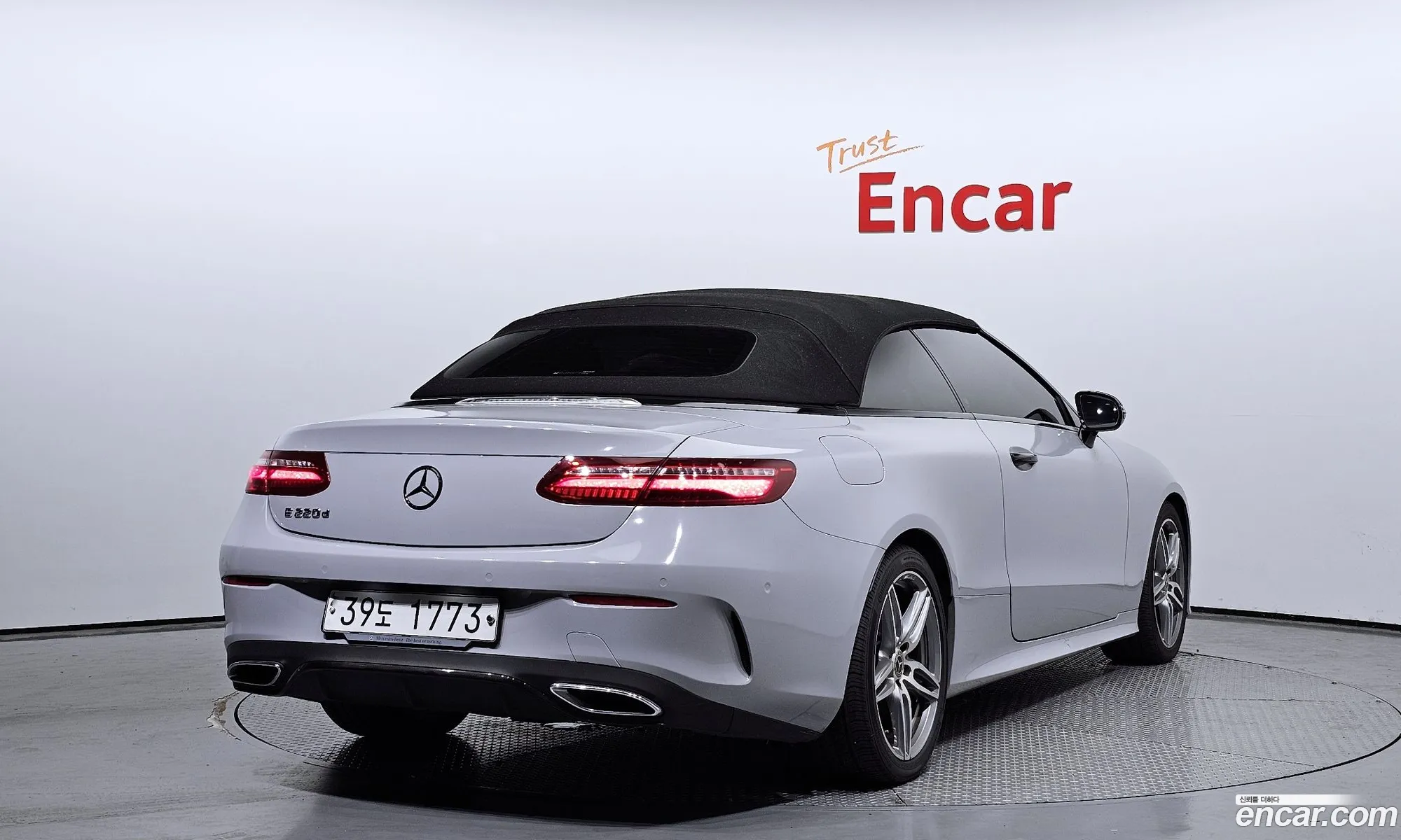 Mercedes-Benz E-Klasse V W213 S213 C238 E220D Cabriolet 2018 - фотография 18898378
