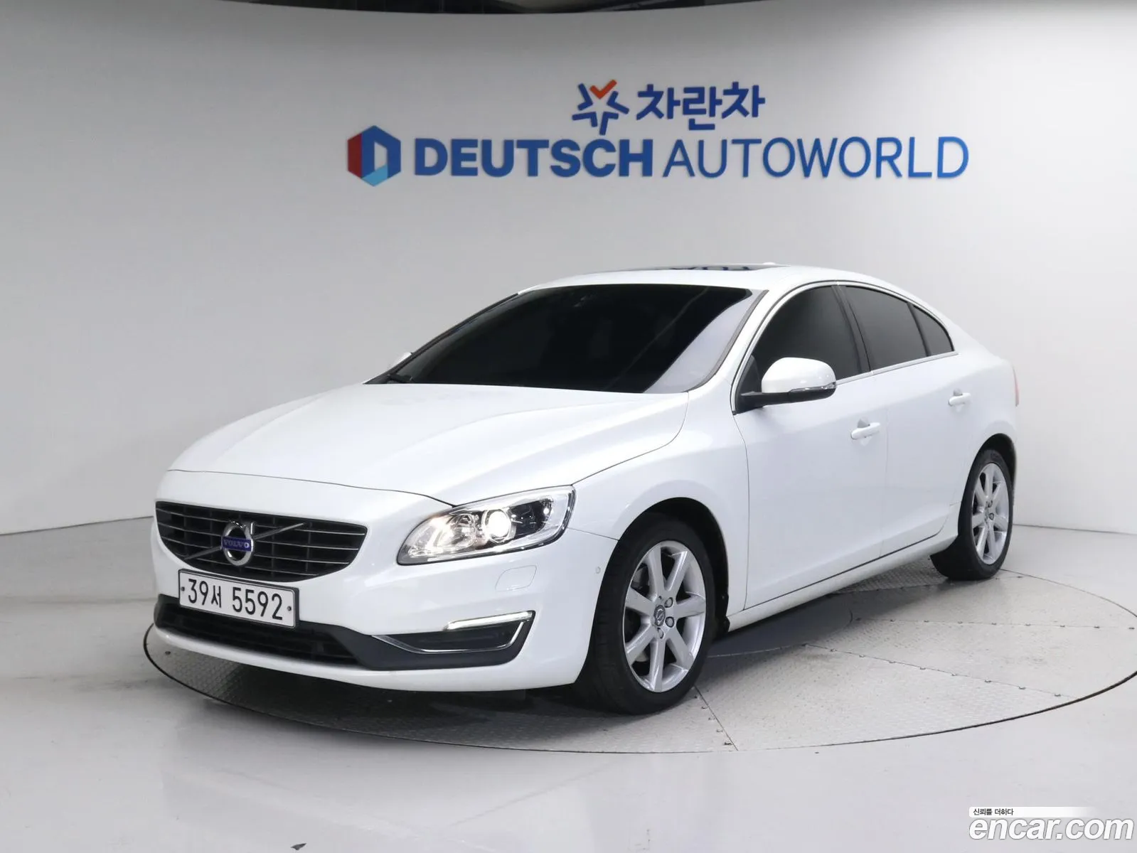 Volvo S60 Ii D3 2017 - фотография 6107088