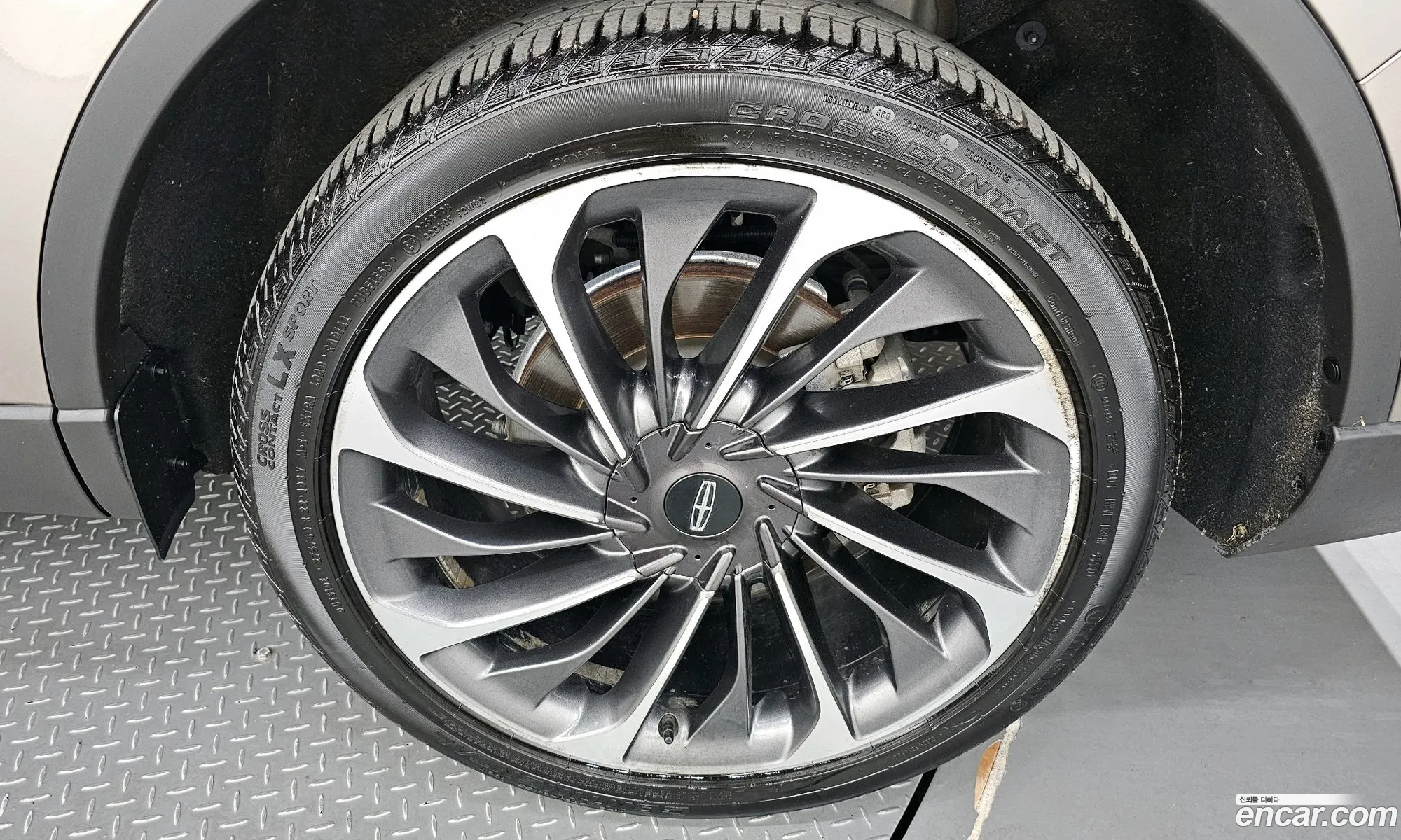 Lincoln Aviator Ii 30 Reserve Awd 2021 - фотография 3499491