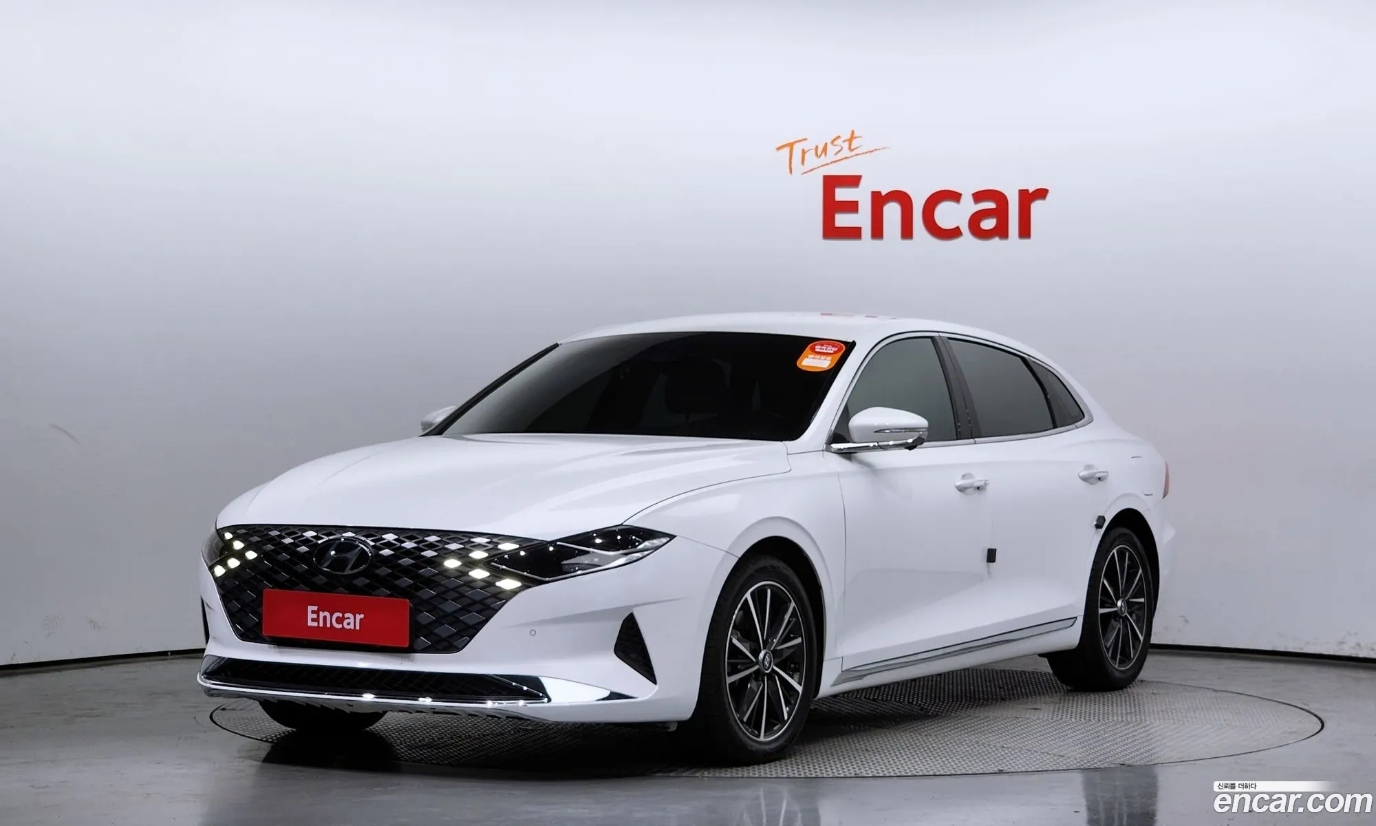Hyundai Grandeur Vi 25 2022 - фотография 15888773