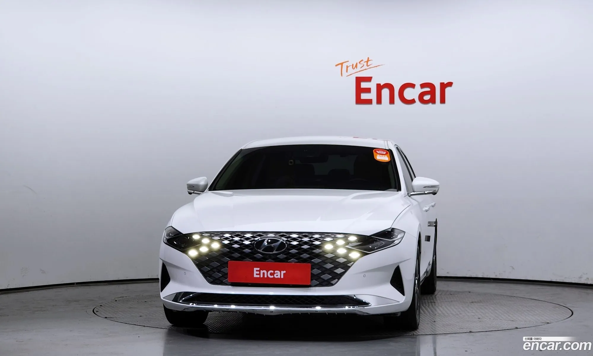 Hyundai Grandeur Vi 25 2022 - фотография 15888775