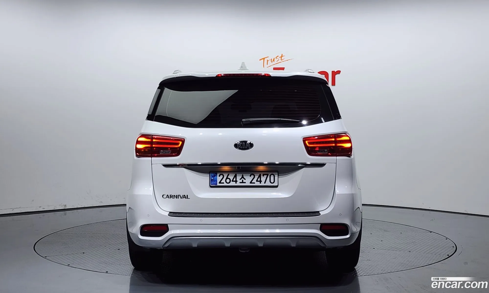 Kia Carnival Iii 9-Seater Prestige 2019 - фотография 15099994