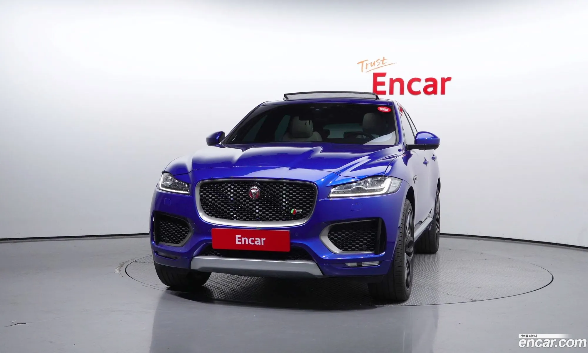 Jaguar F-Pace 30D First Edition 2017 - фотография 3500693