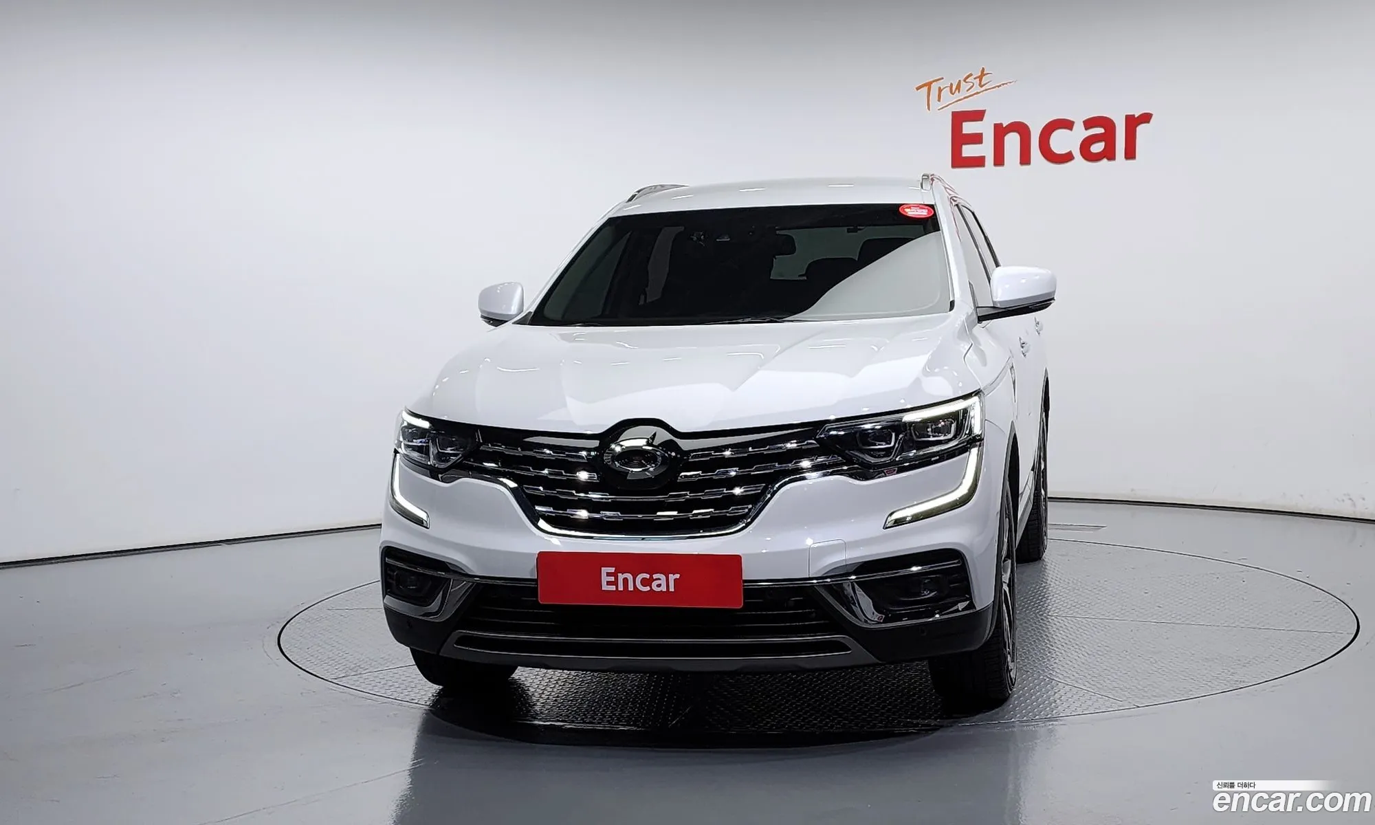 Renault Samsung Qm6 20 Gde Re Signature 2Wd 2020 - фотография 4683410