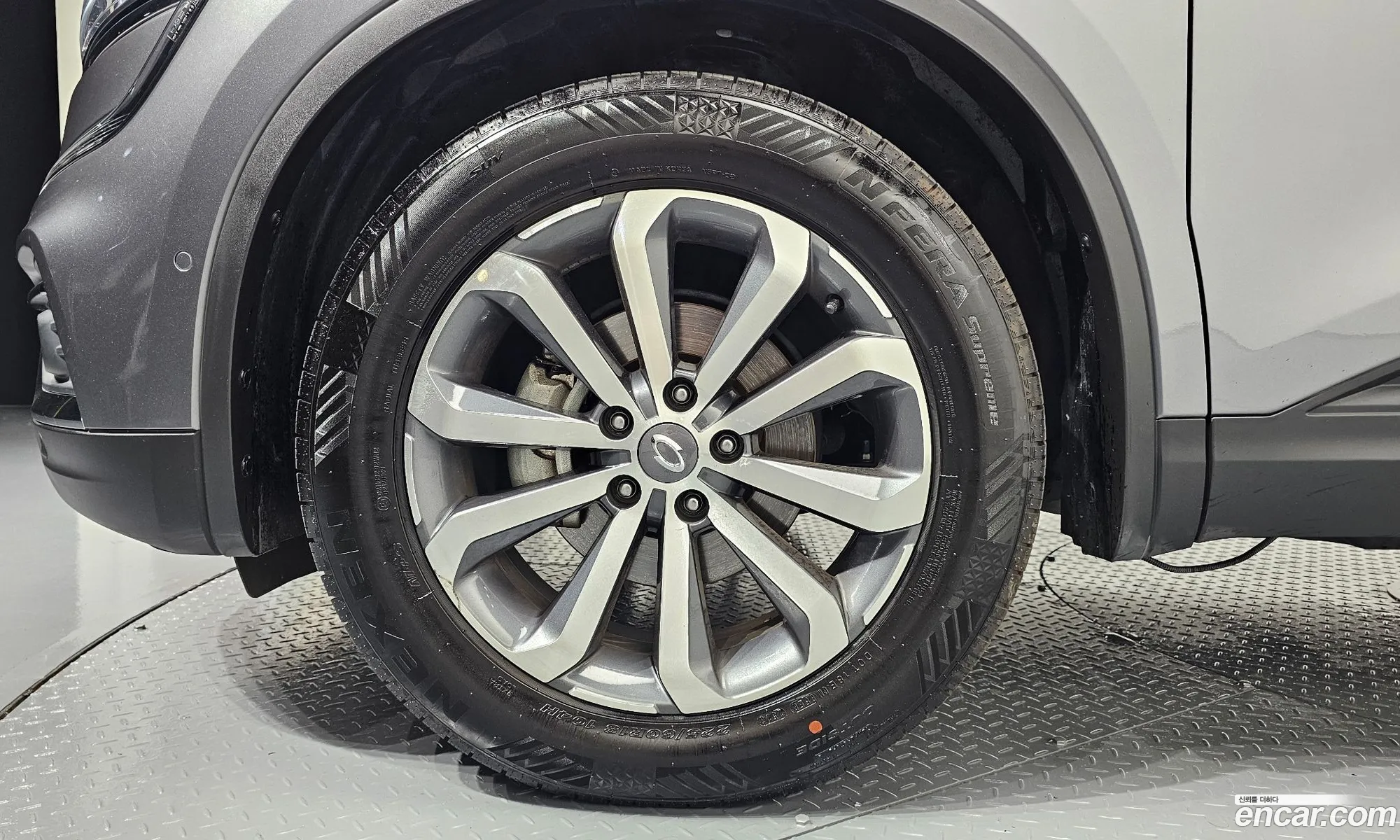 Renault Samsung Qm6 20 Gde Re 2Wd 2020 - фотография 4814311