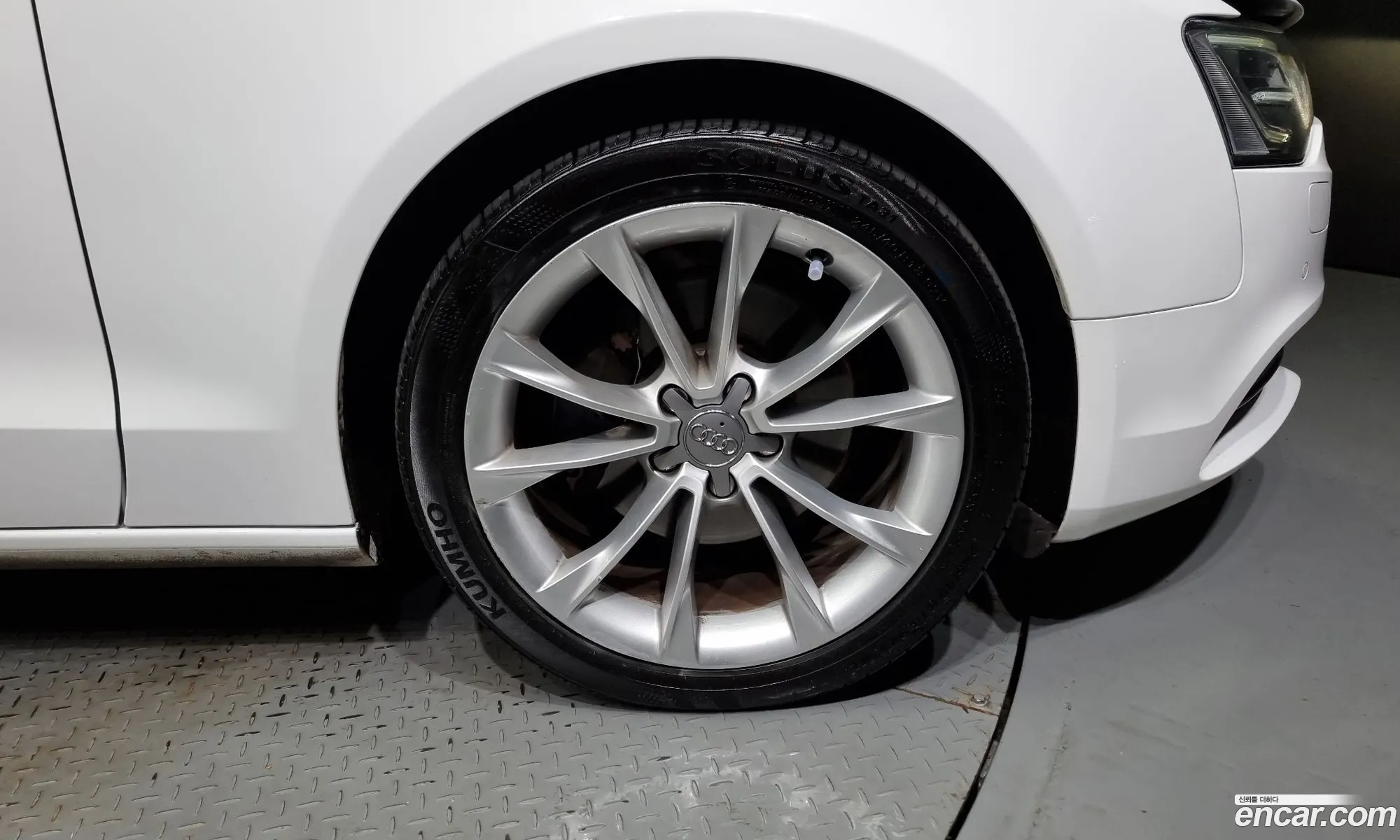 Audi A5 I 8T 20 Tfsi Quattro 2013 - фотография 28130