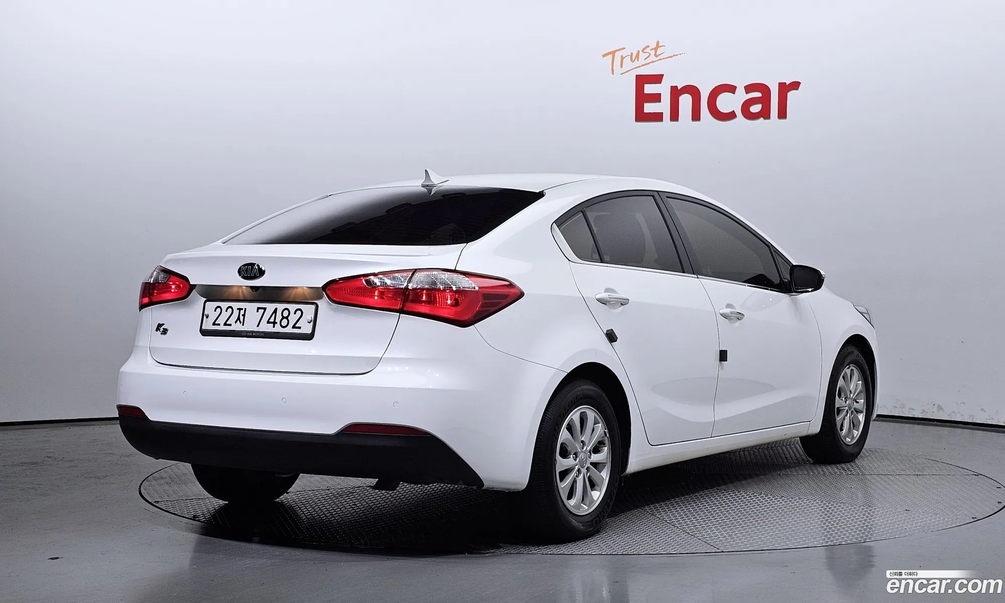 Kia K3 I Luxury 2014 - фотография 16256103