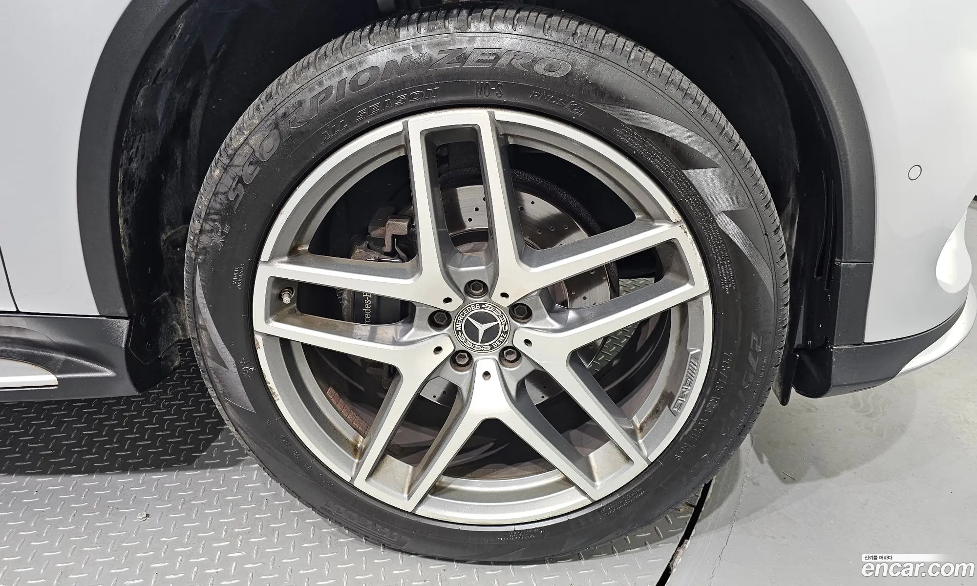 Mercedes-Benz Gle Gle350 D 4Matic Coupe 2017 - фотография 12014643